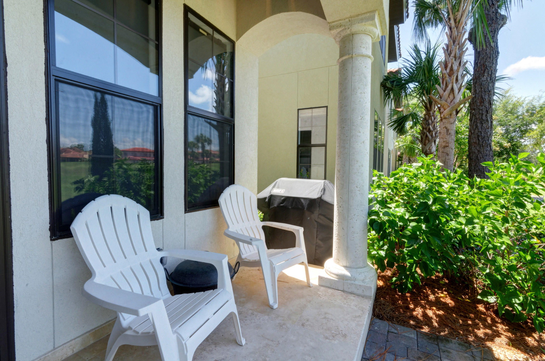 VILLA LAGO - Residential