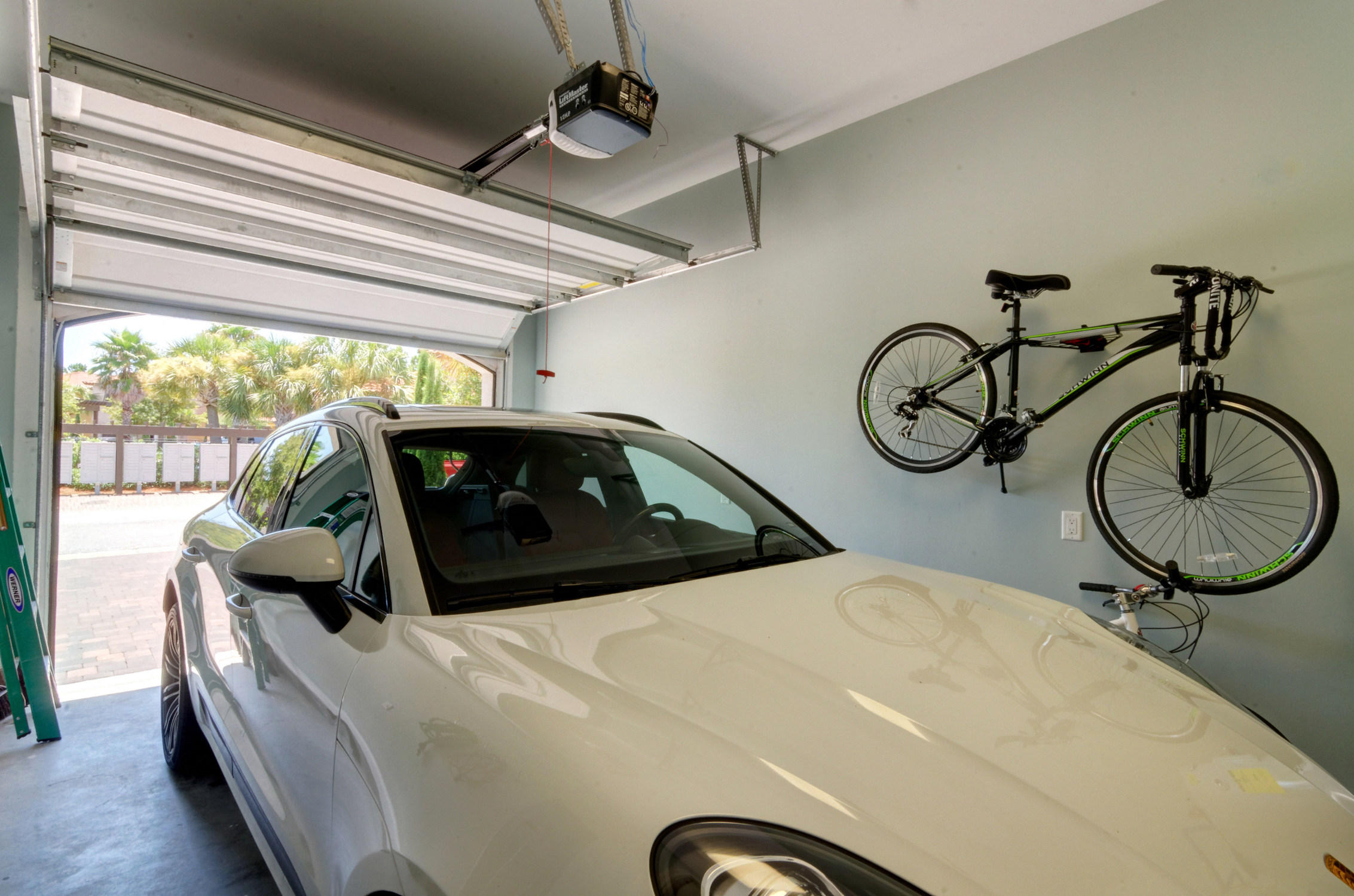 VILLA LAGO - Residential