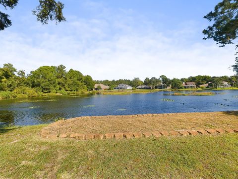 A home in Niceville