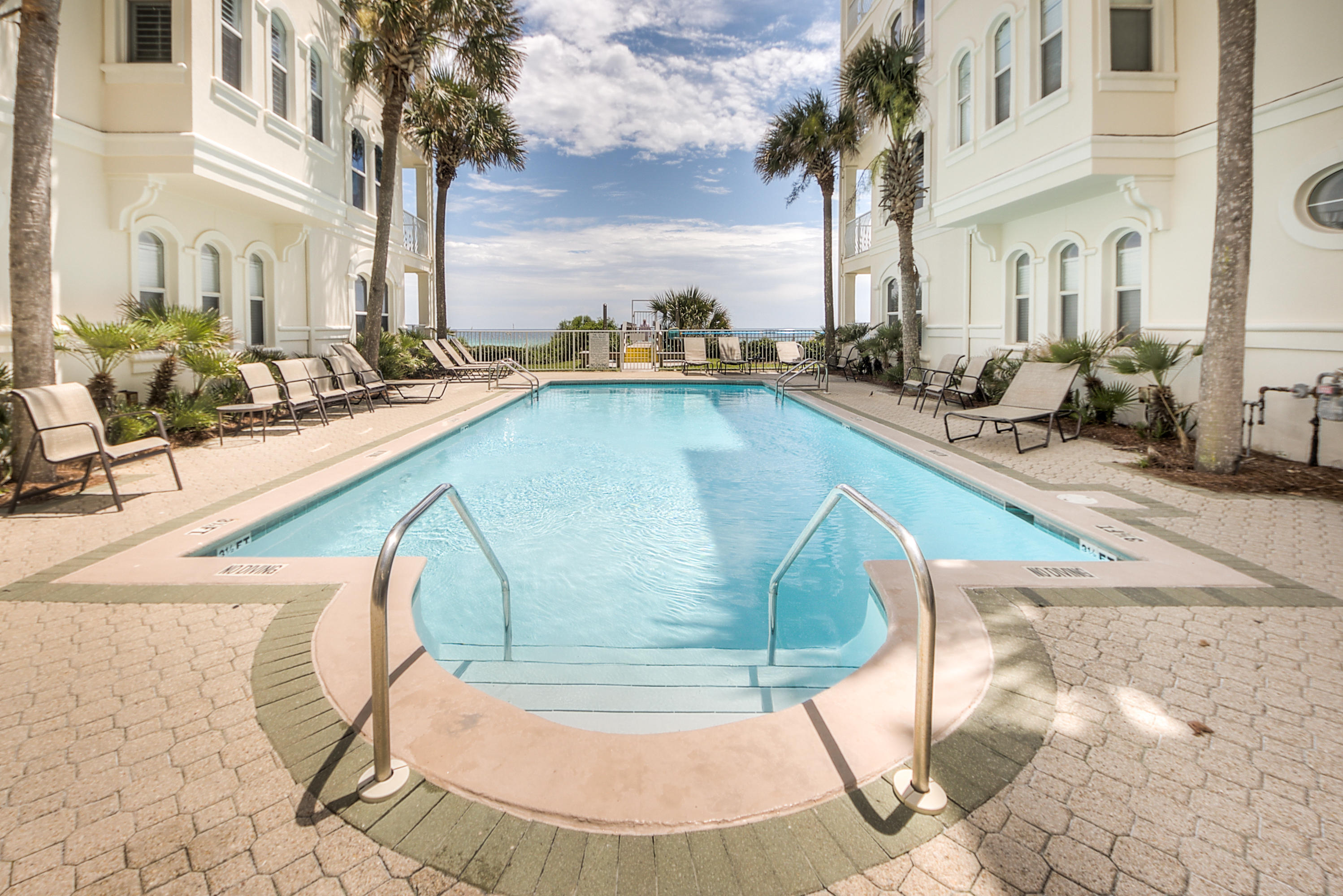 VILLAS AT SANTA ROSA BEACH - Residential