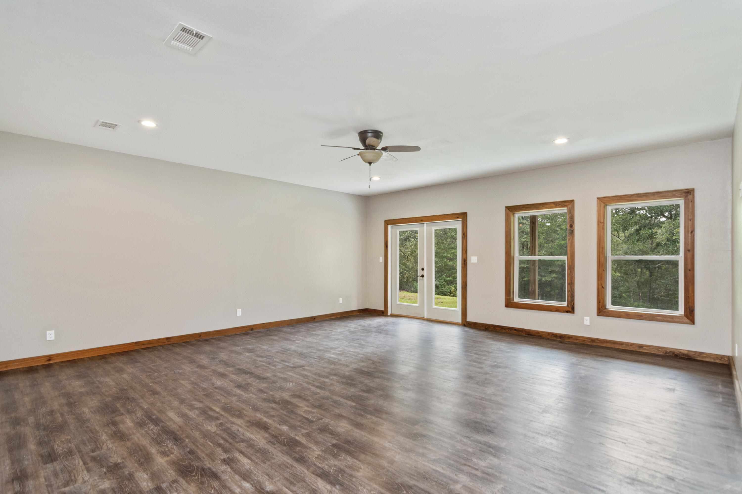 HIDDEN SPRINGS - Residential