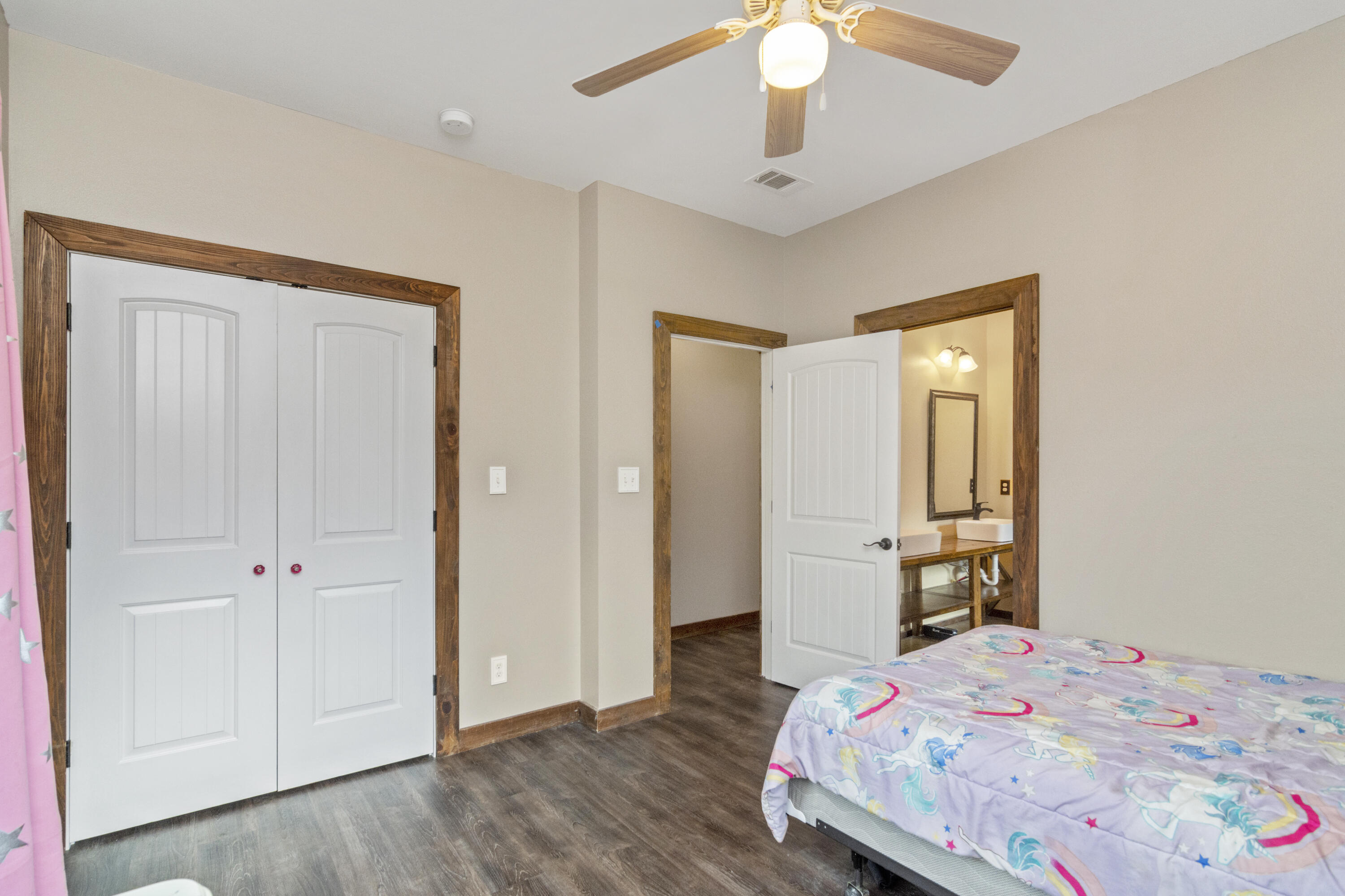 HIDDEN SPRINGS - Residential