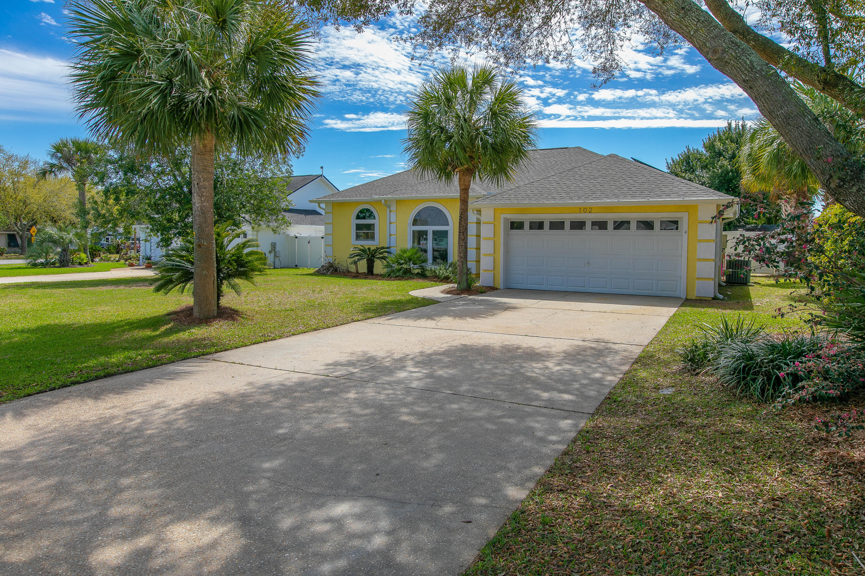 Summer Breeze - Residential
