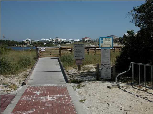 EASTERN LAKE S/D - Land