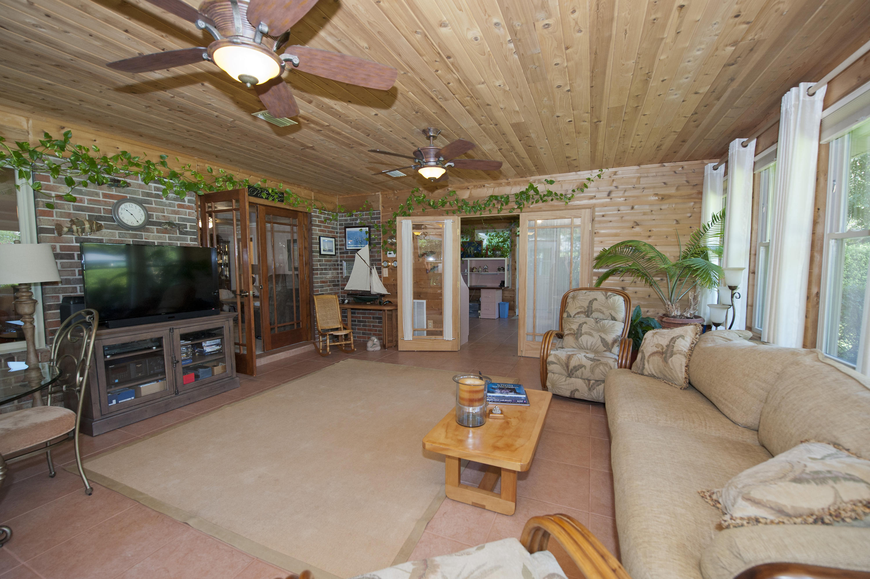 LAKE LORRAINE ESTATES 1 - Residential