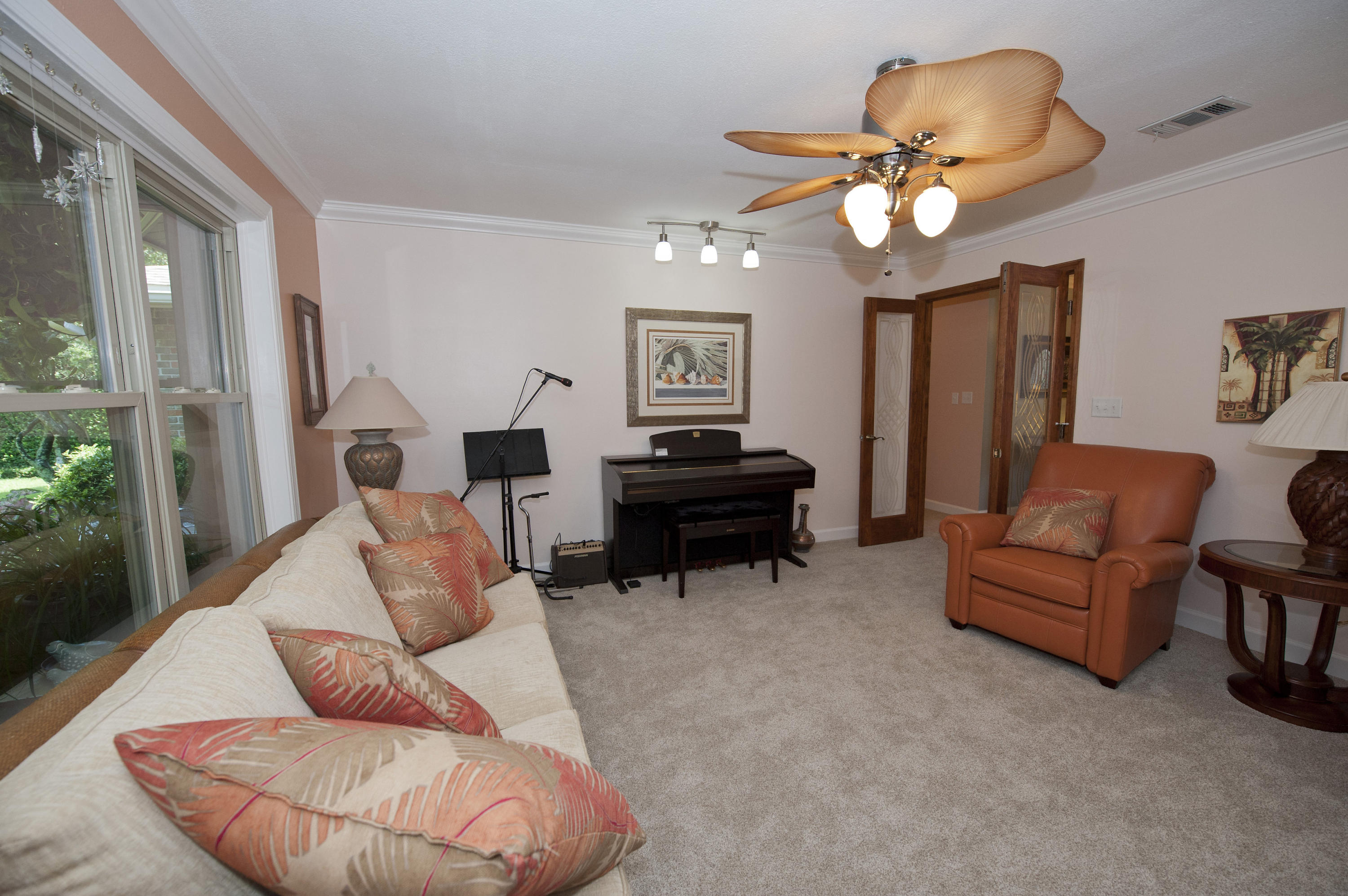 LAKE LORRAINE ESTATES 1 - Residential