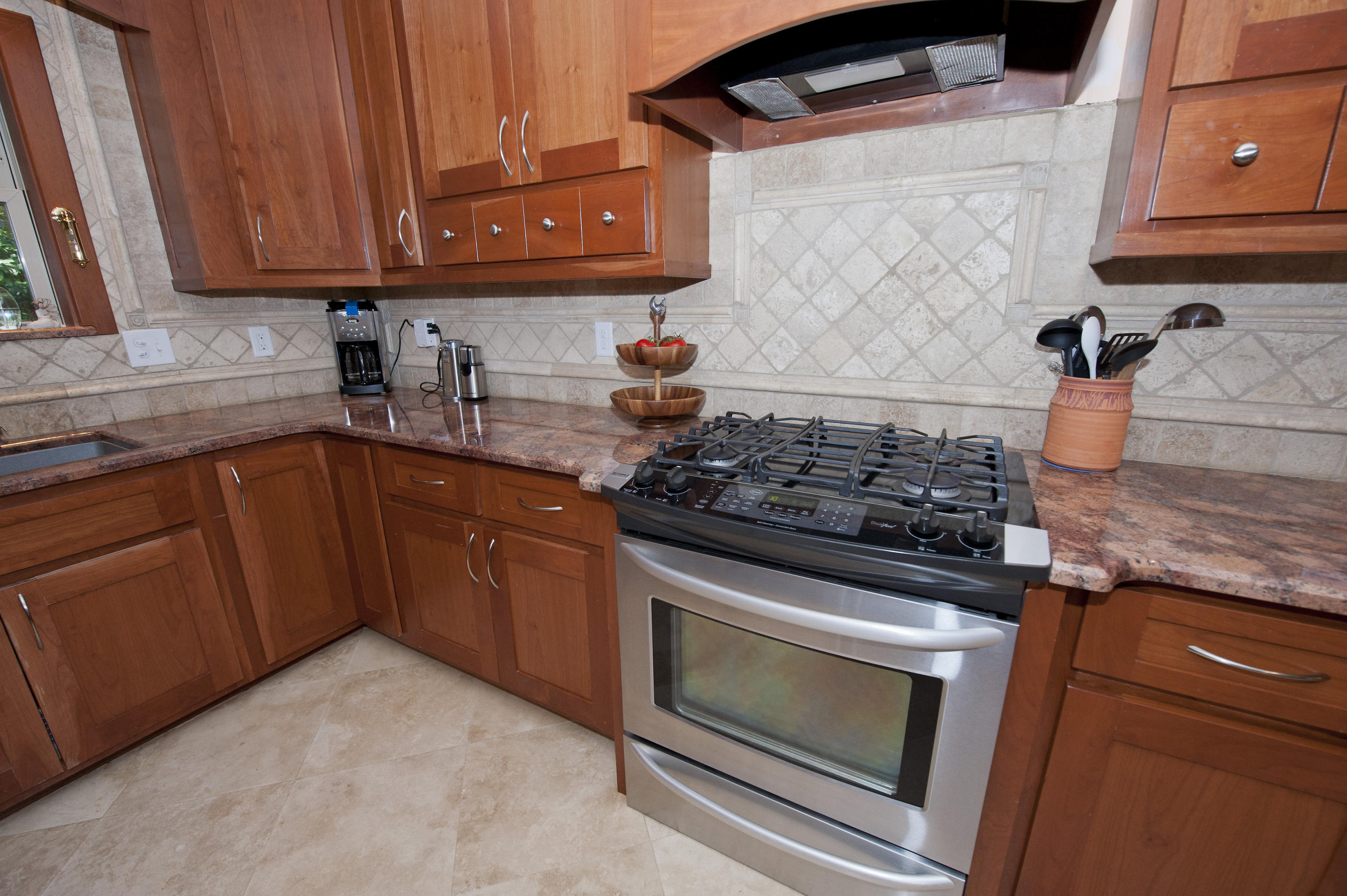 LAKE LORRAINE ESTATES 1 - Residential