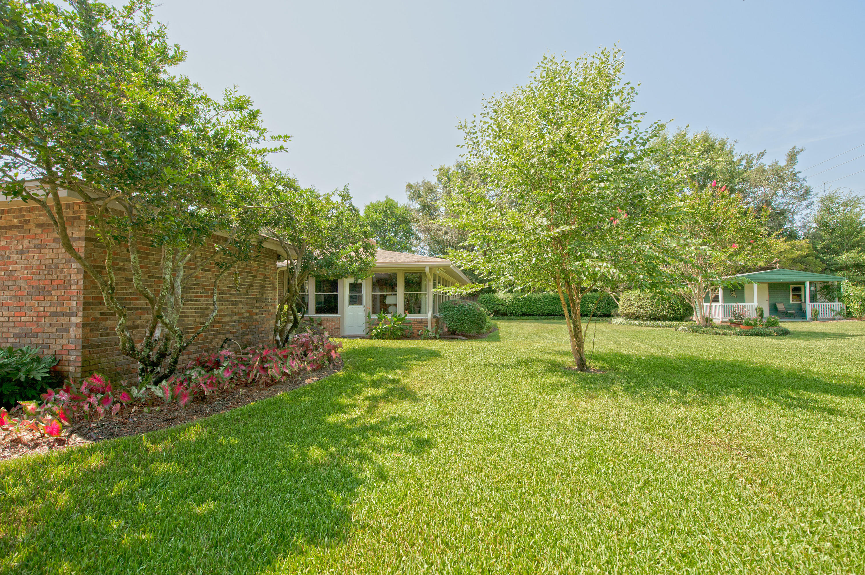 LAKE LORRAINE ESTATES 1 - Residential