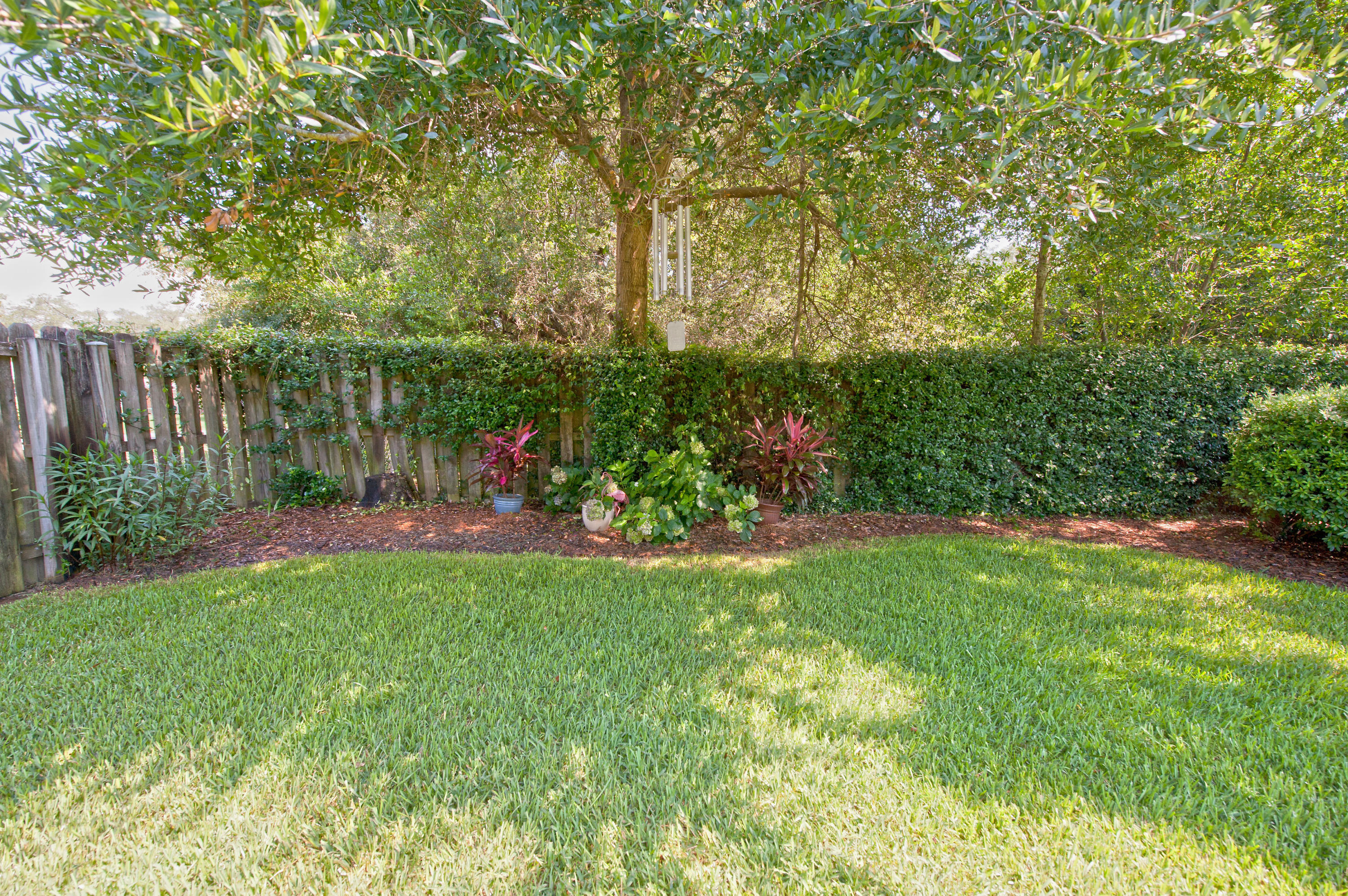 LAKE LORRAINE ESTATES 1 - Residential