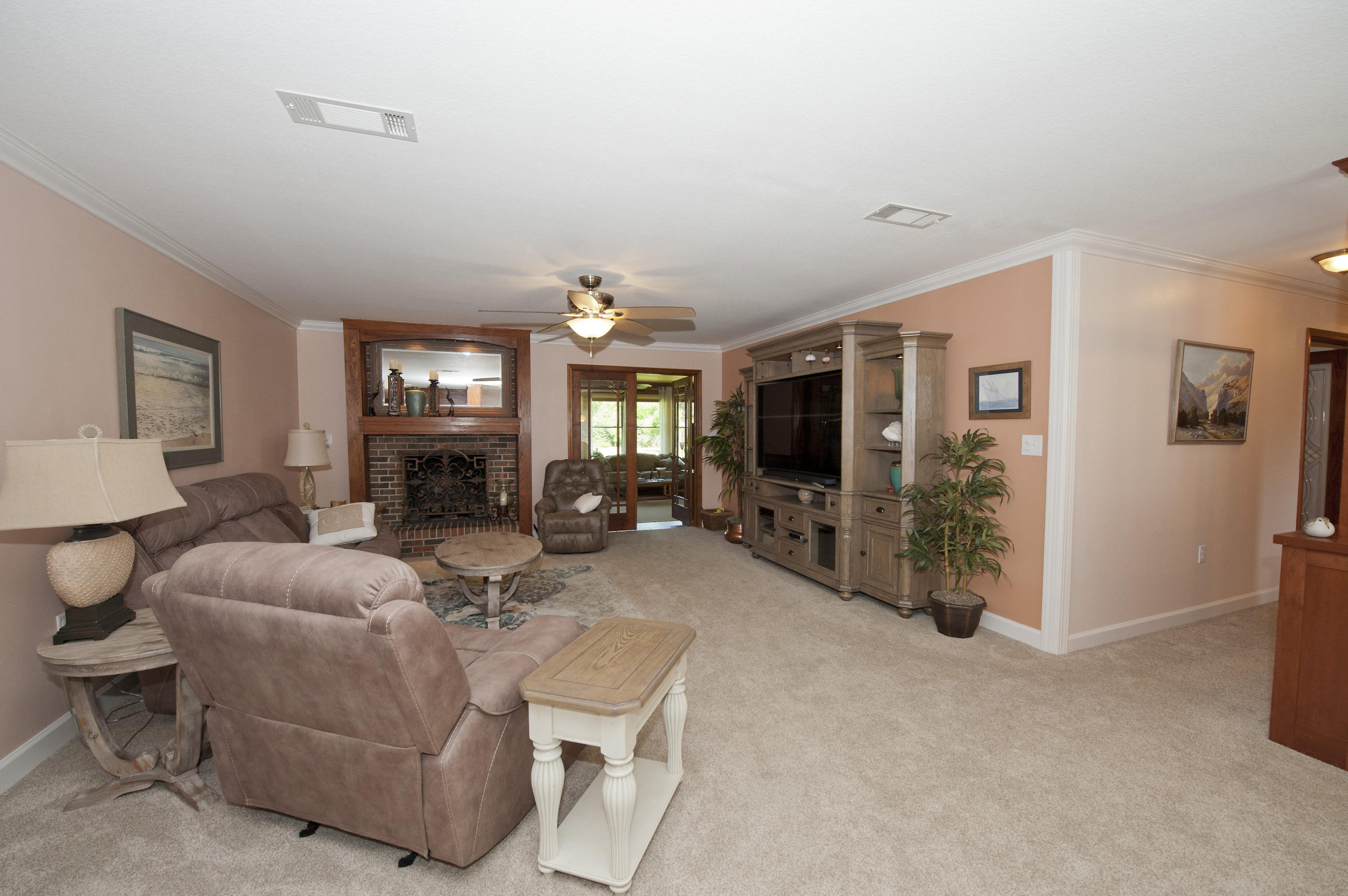 LAKE LORRAINE ESTATES 1 - Residential