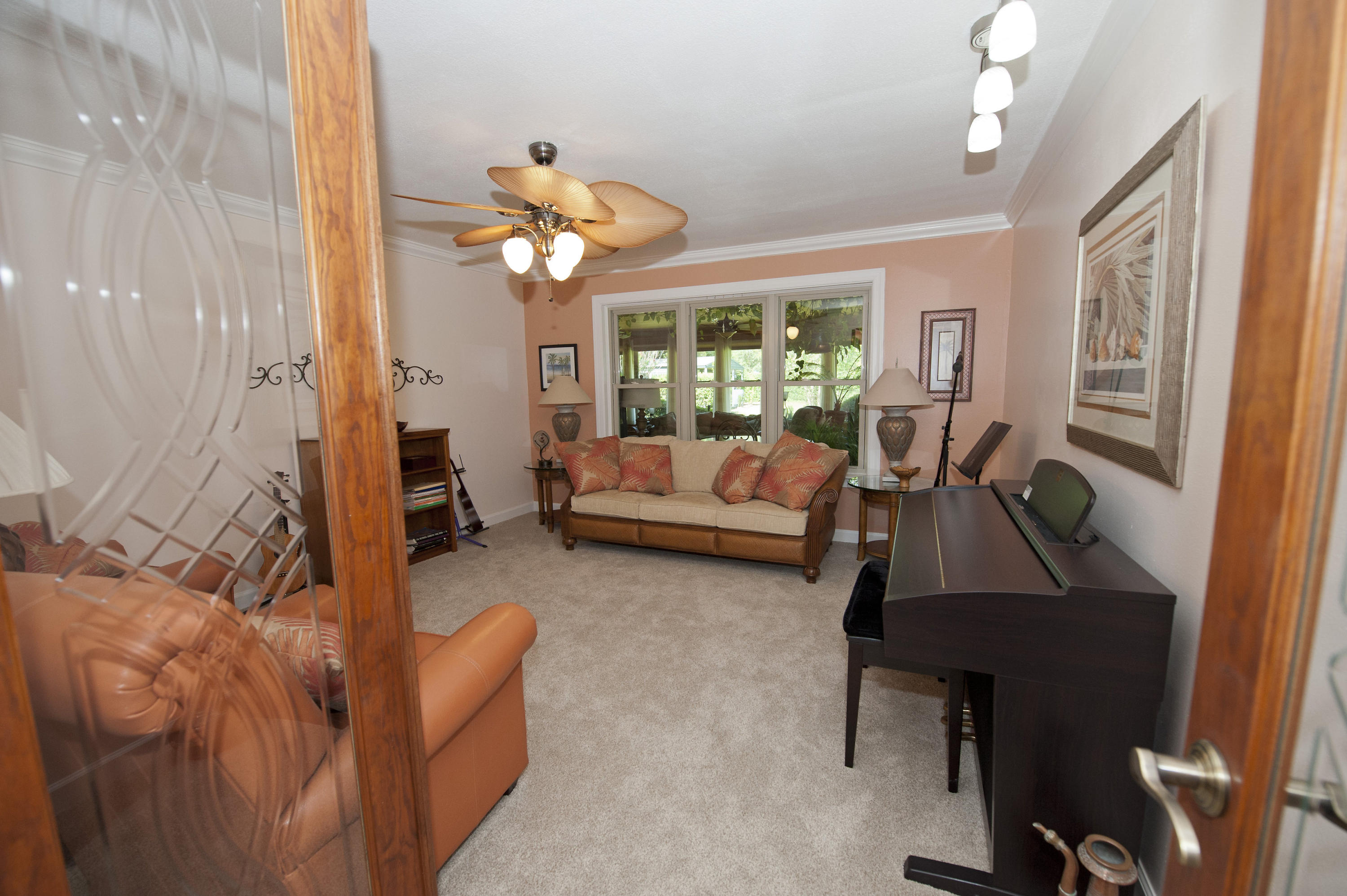 LAKE LORRAINE ESTATES 1 - Residential