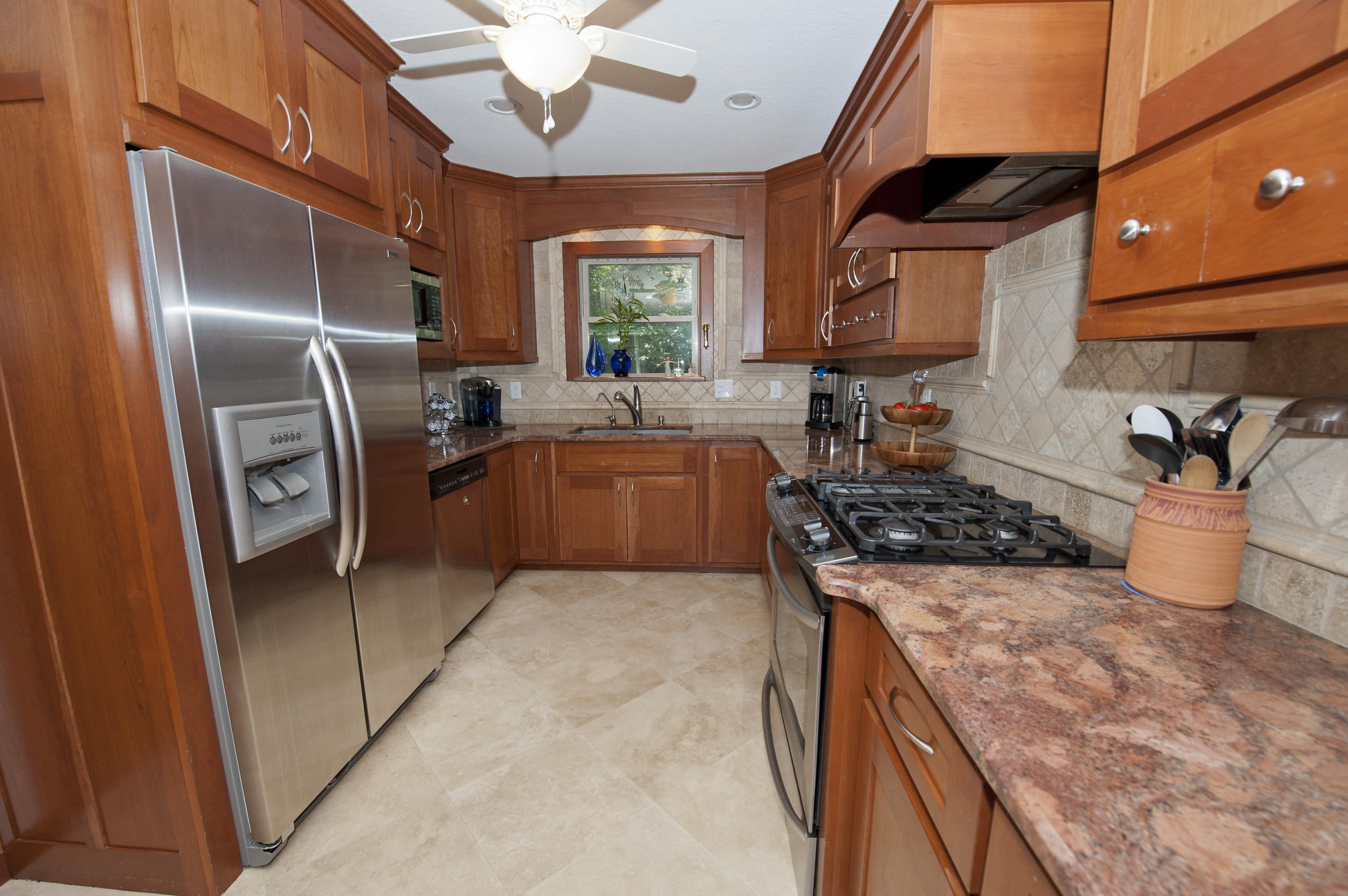 LAKE LORRAINE ESTATES 1 - Residential