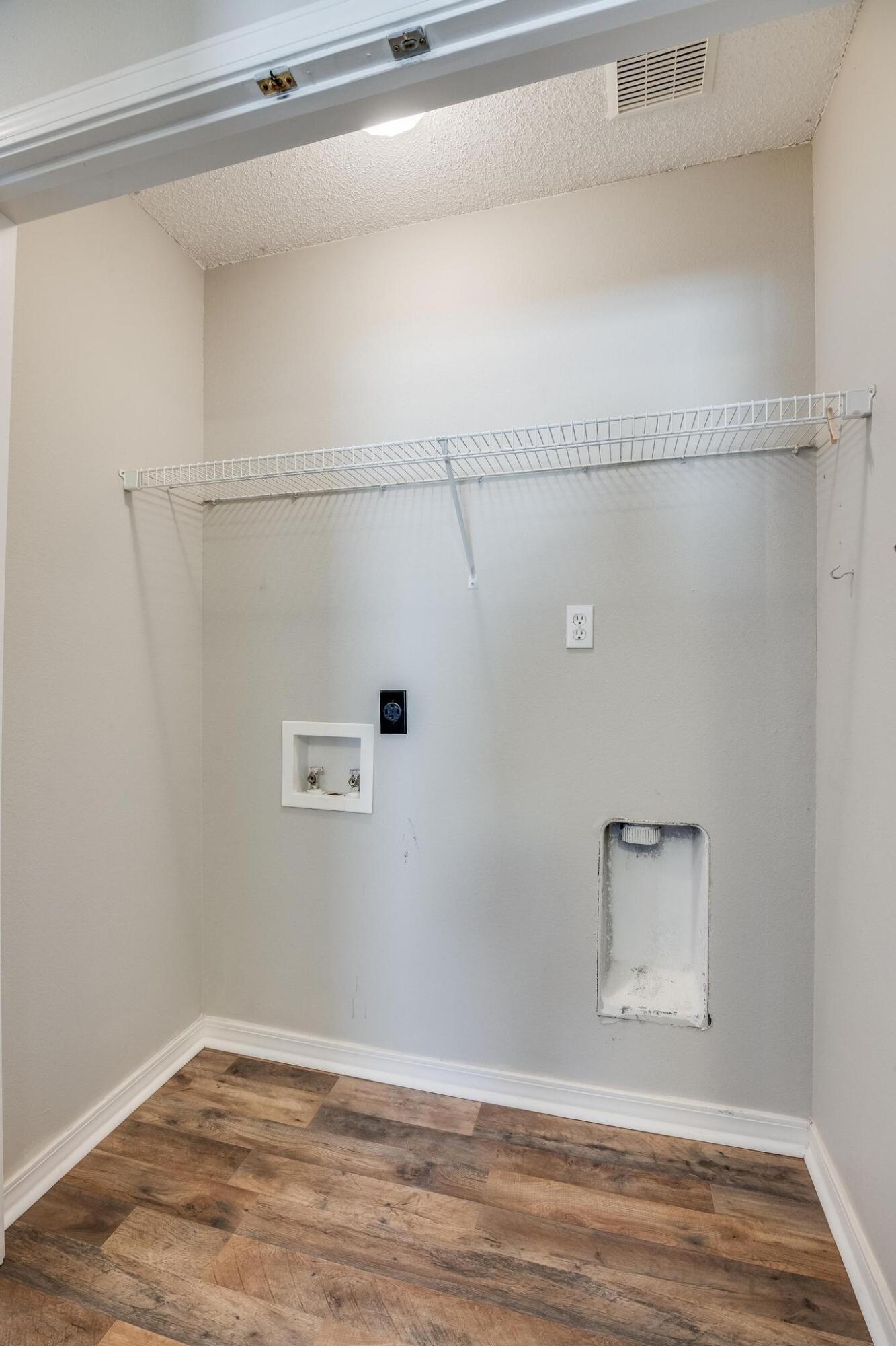 SOUTHWAY ESTATES 2ND ADDN - Residential