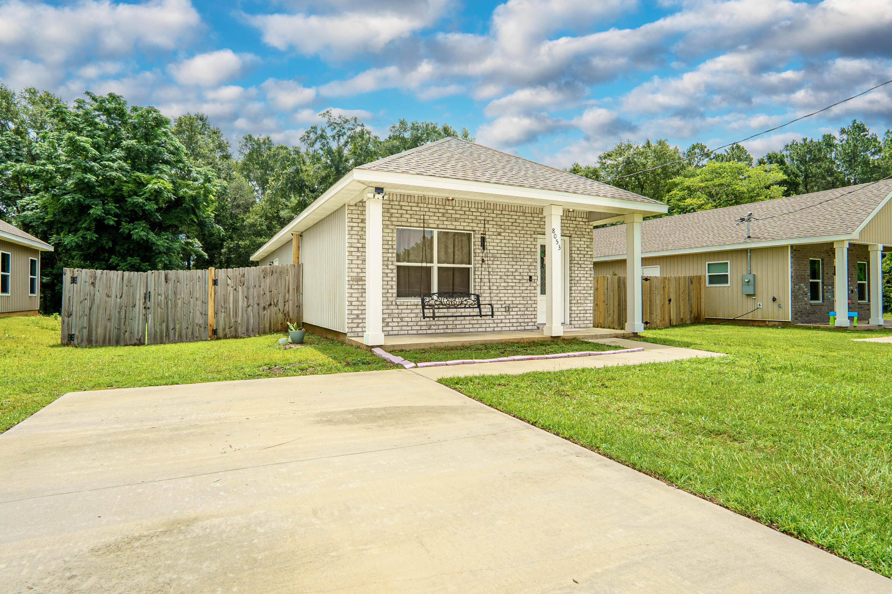 FAIRVIEW ADDN TO LAUREL HILL - Residential