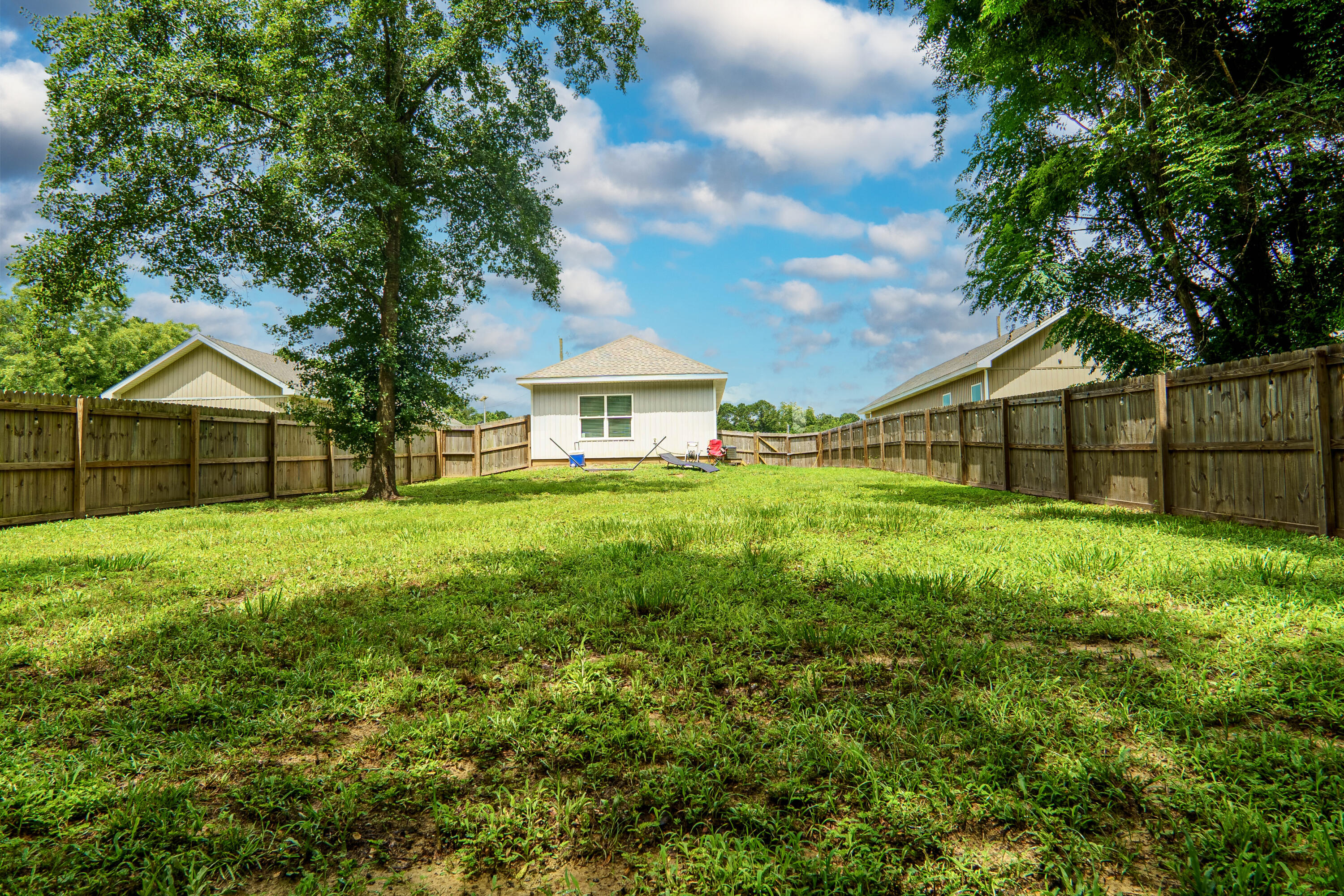 FAIRVIEW ADDN TO LAUREL HILL - Residential