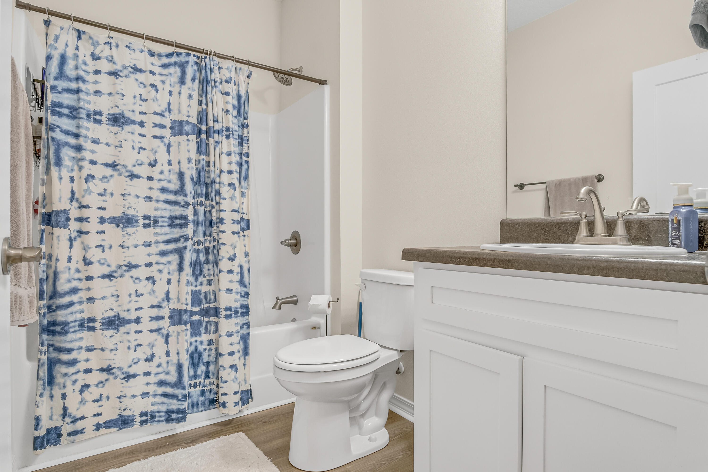 FAIRVIEW ADDN TO LAUREL HILL - Residential