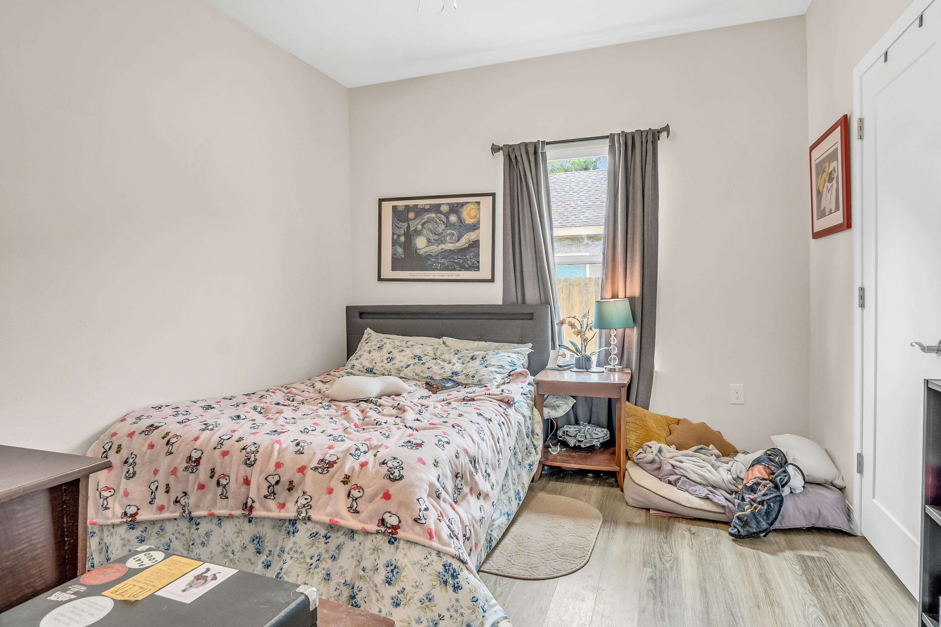 FAIRVIEW ADDN TO LAUREL HILL - Residential