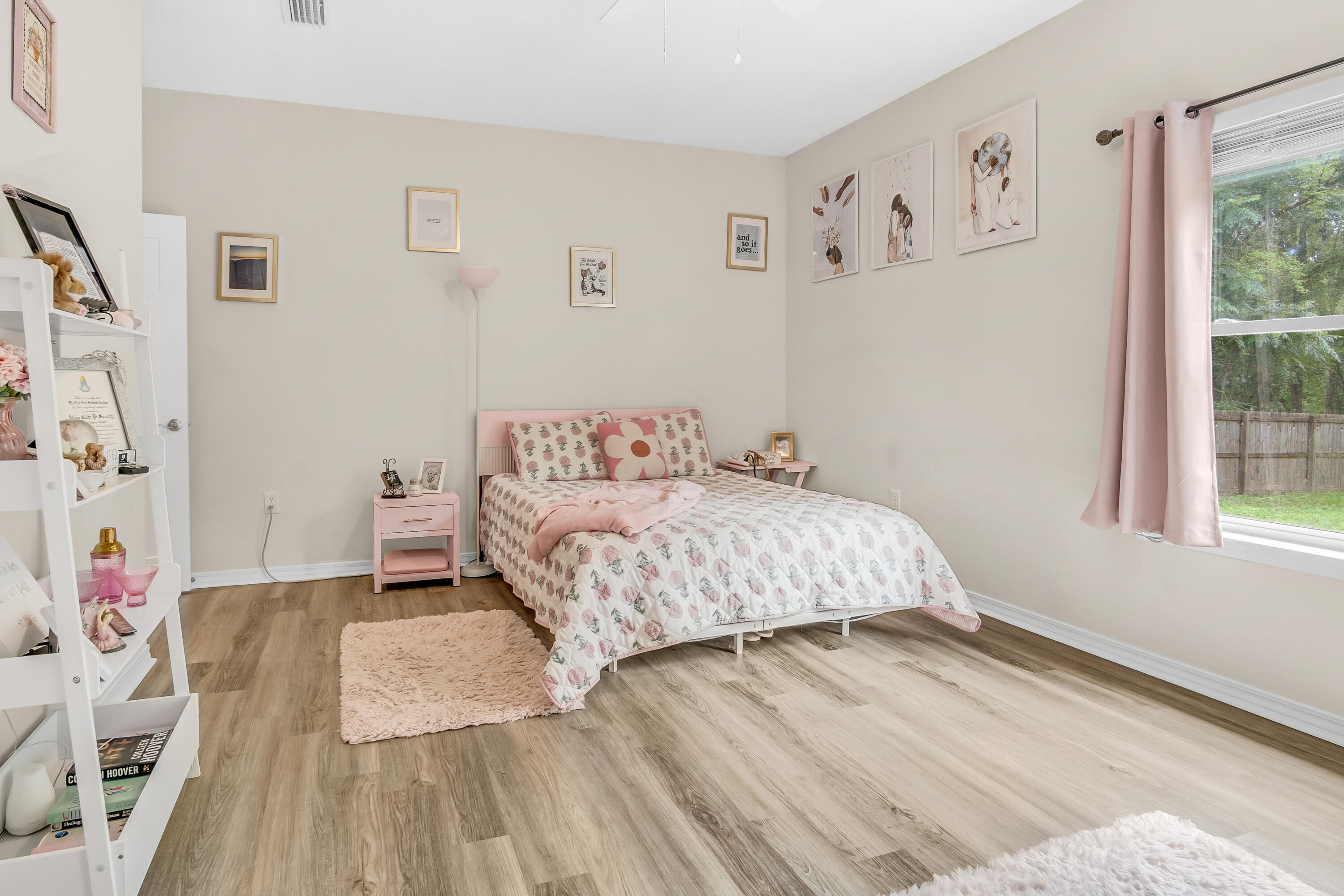 FAIRVIEW ADDN TO LAUREL HILL - Residential