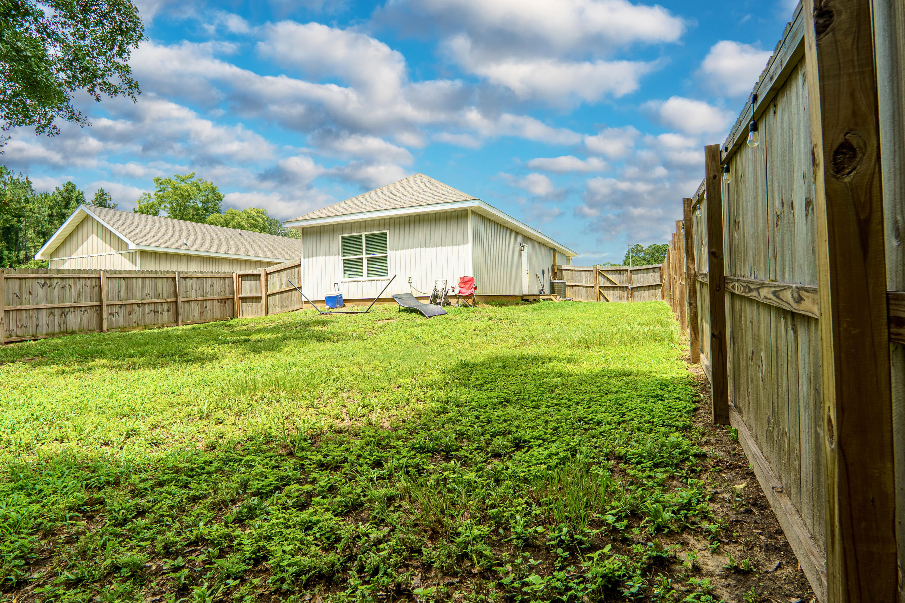 FAIRVIEW ADDN TO LAUREL HILL - Residential