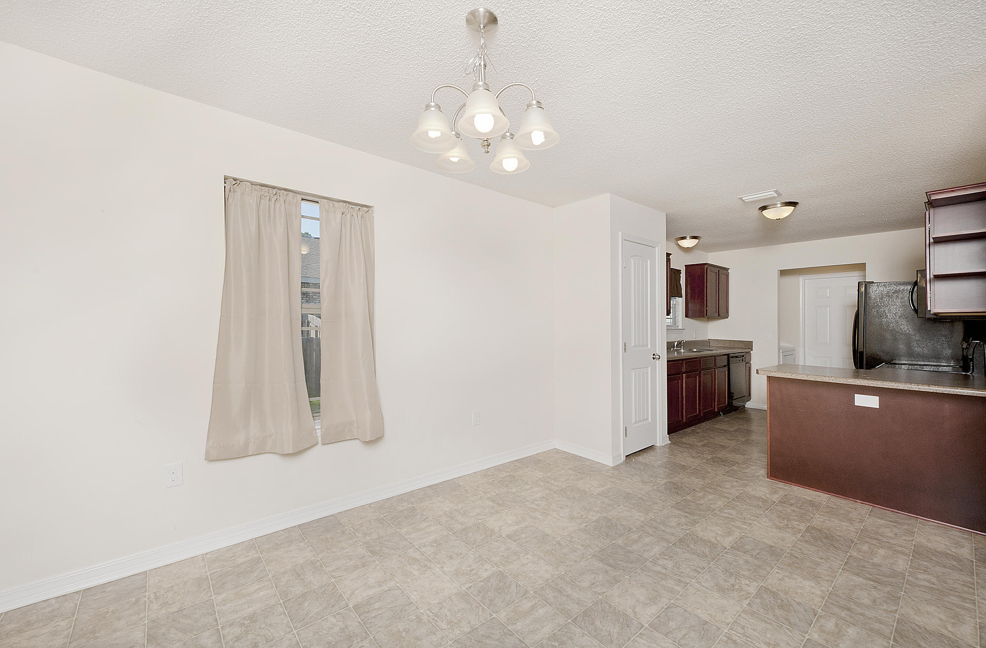 NAVARRE S/D 2ND ADDN - Residential