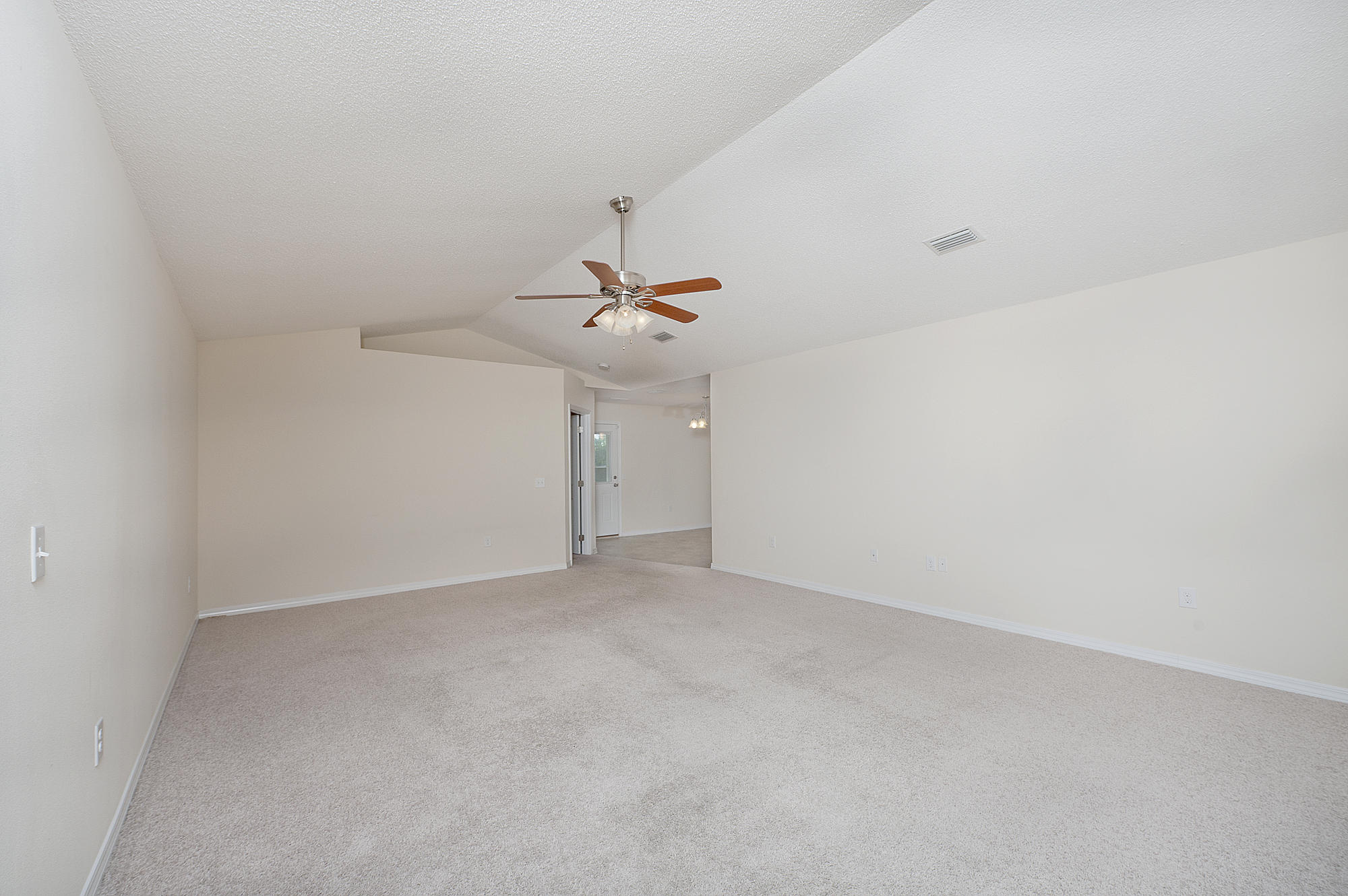 NAVARRE S/D 2ND ADDN - Residential