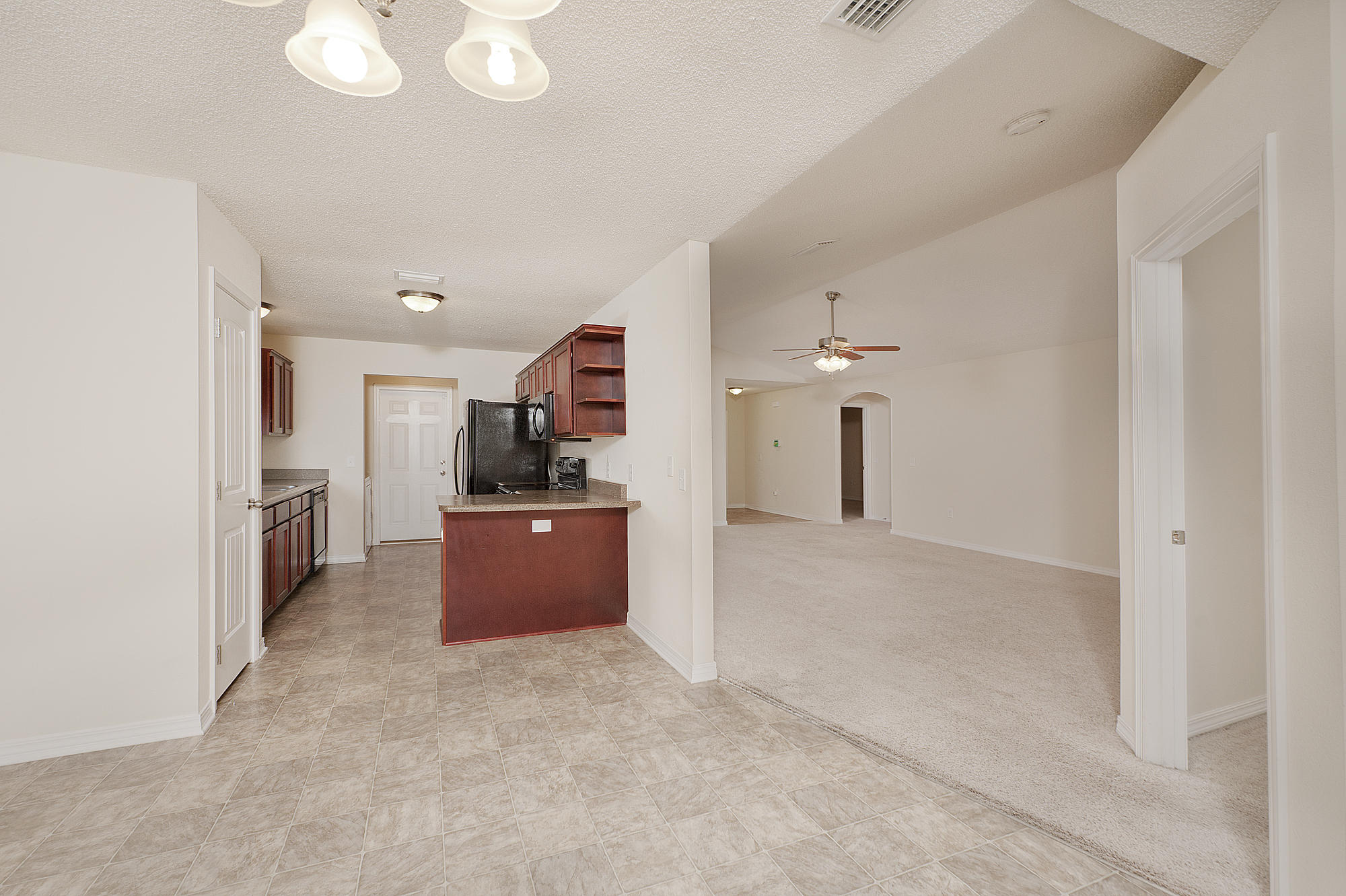 NAVARRE S/D 2ND ADDN - Residential