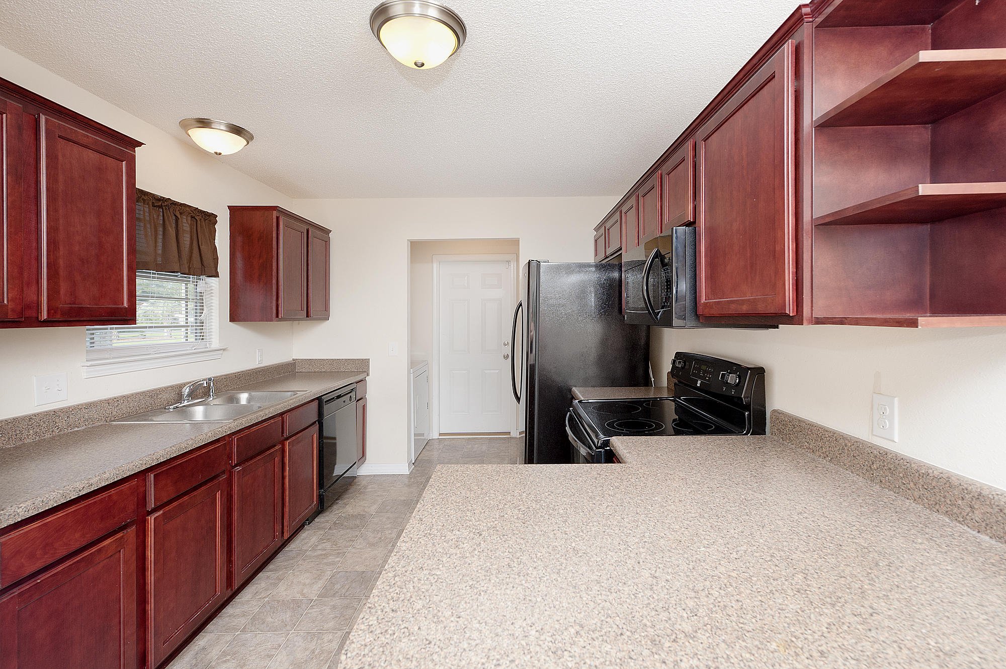 NAVARRE S/D 2ND ADDN - Residential