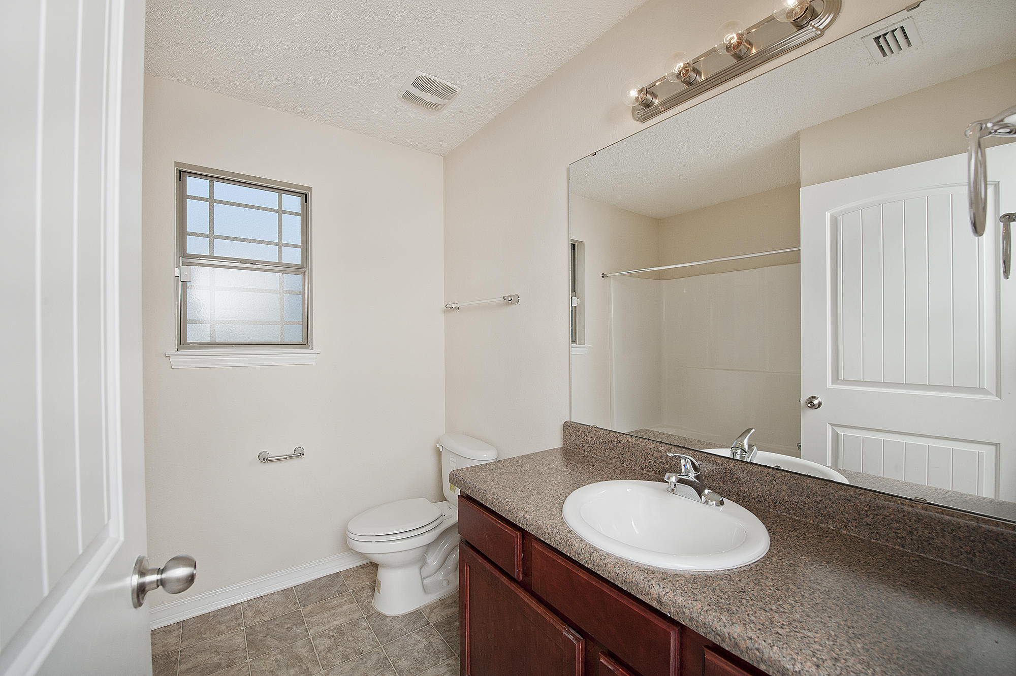 NAVARRE S/D 2ND ADDN - Residential