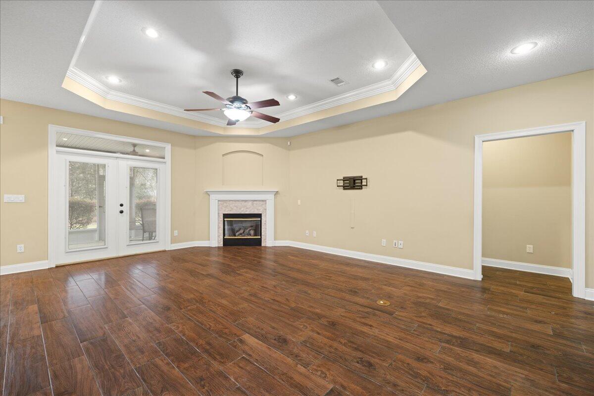 CLAIRES VINEYARD - Residential
