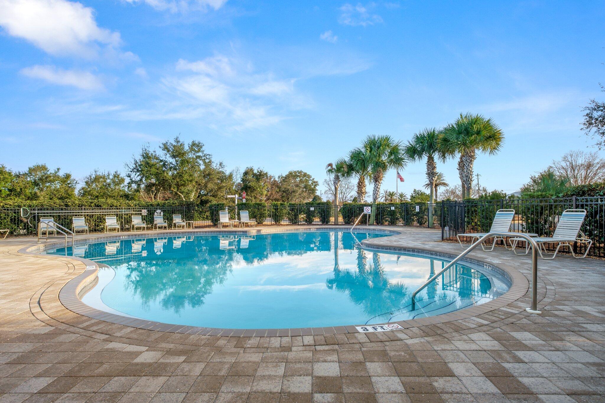 RESERVE POINTE - Residential