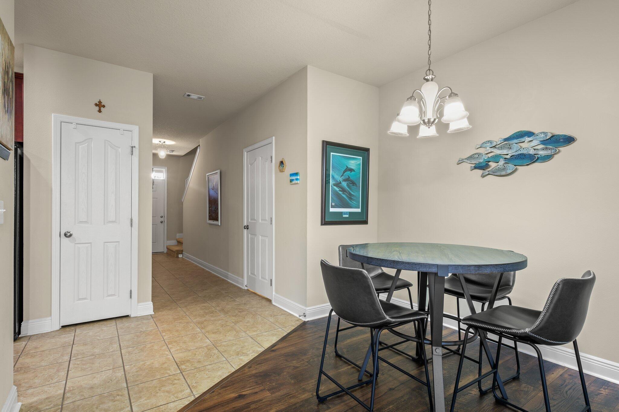 RESERVE POINTE - Residential