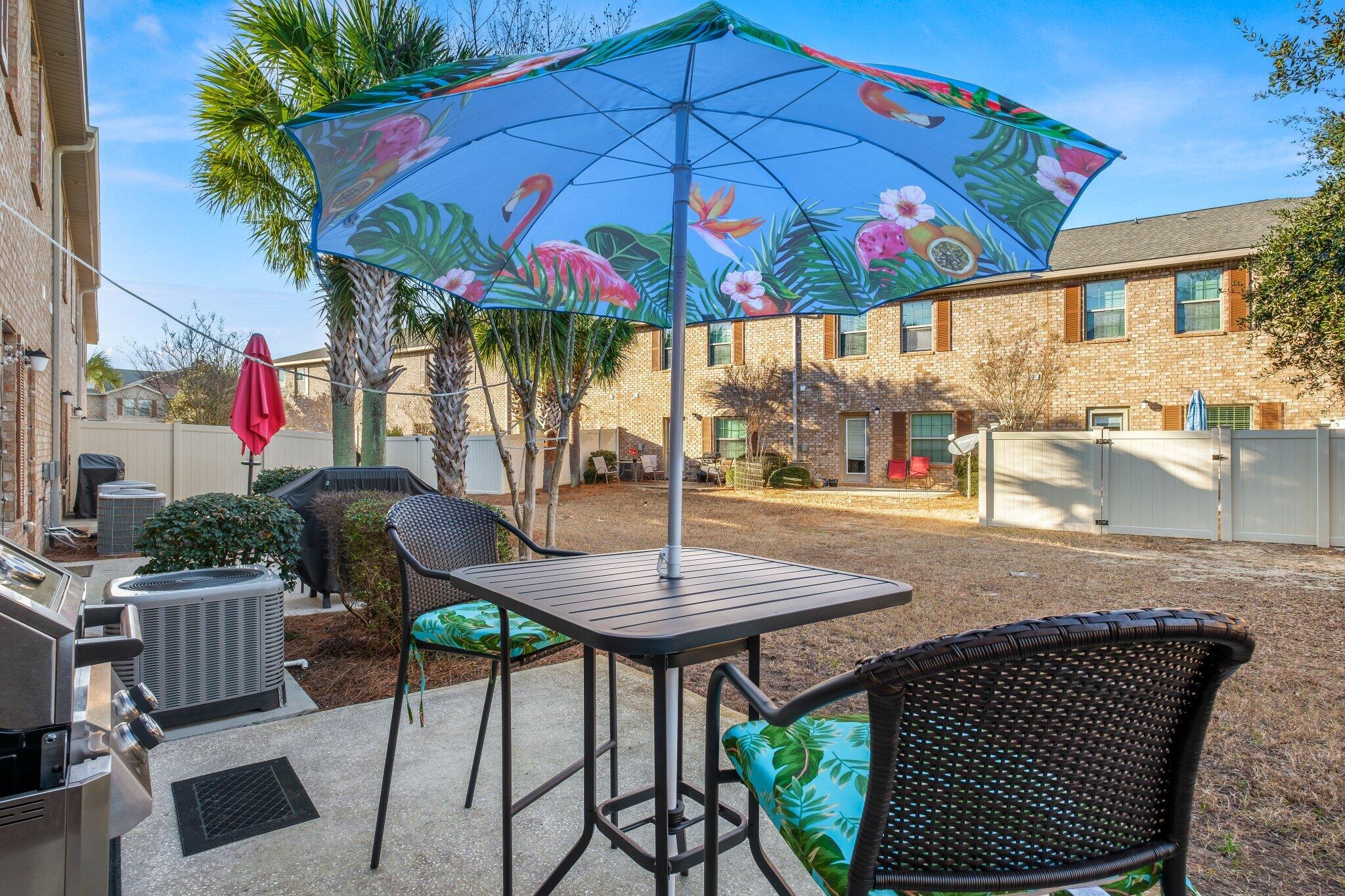 RESERVE POINTE - Residential