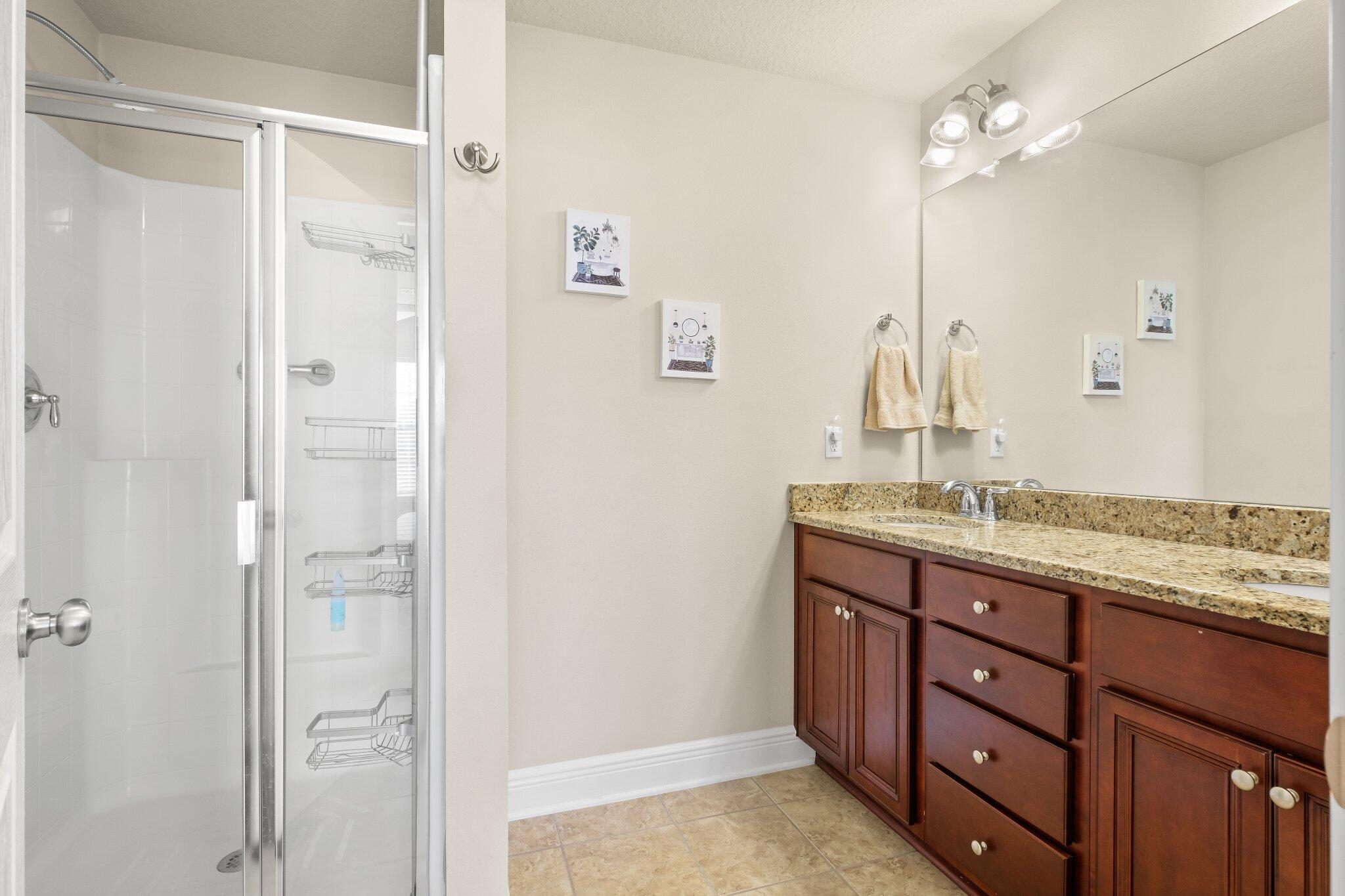 RESERVE POINTE - Residential