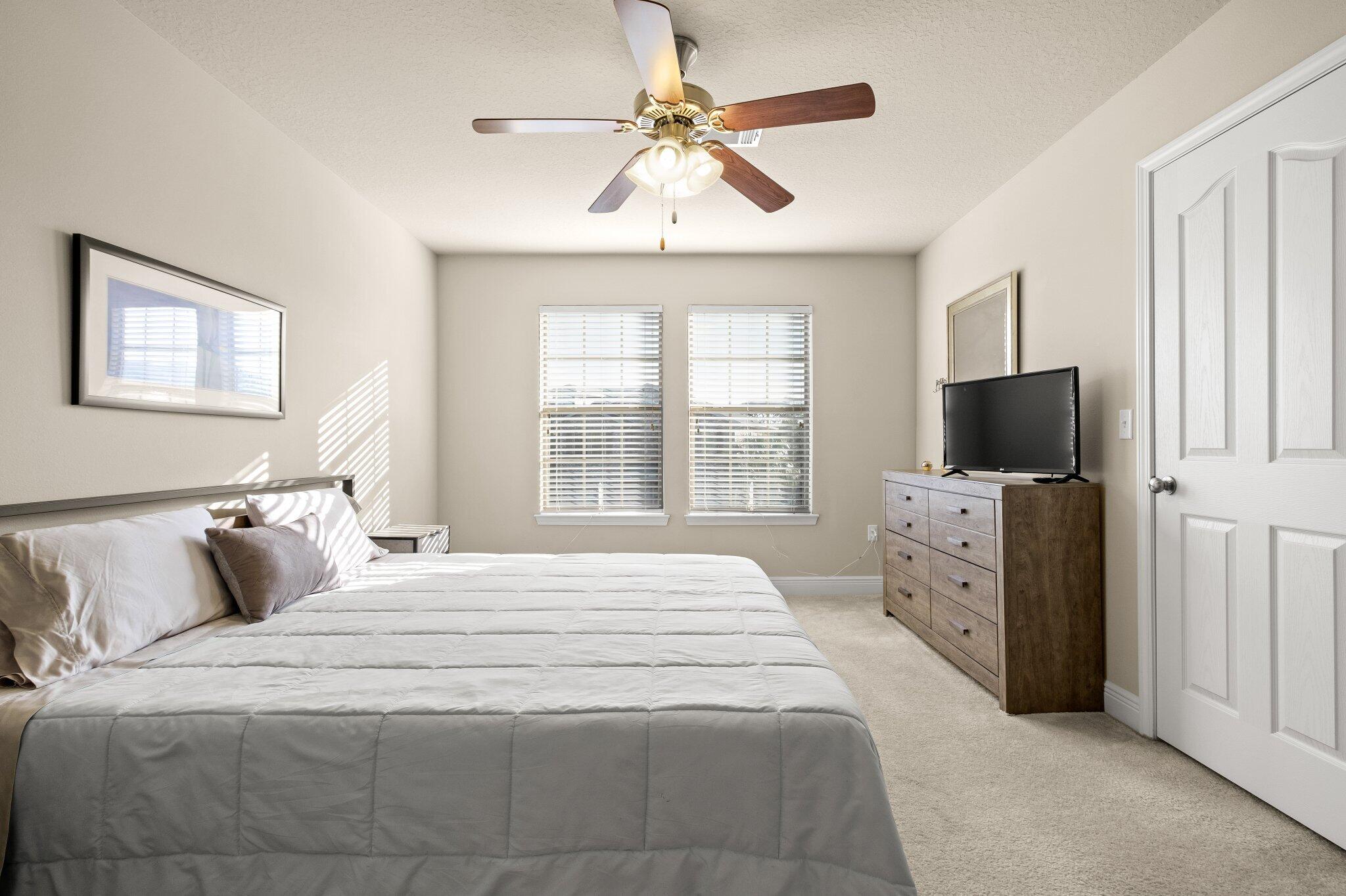 RESERVE POINTE - Residential