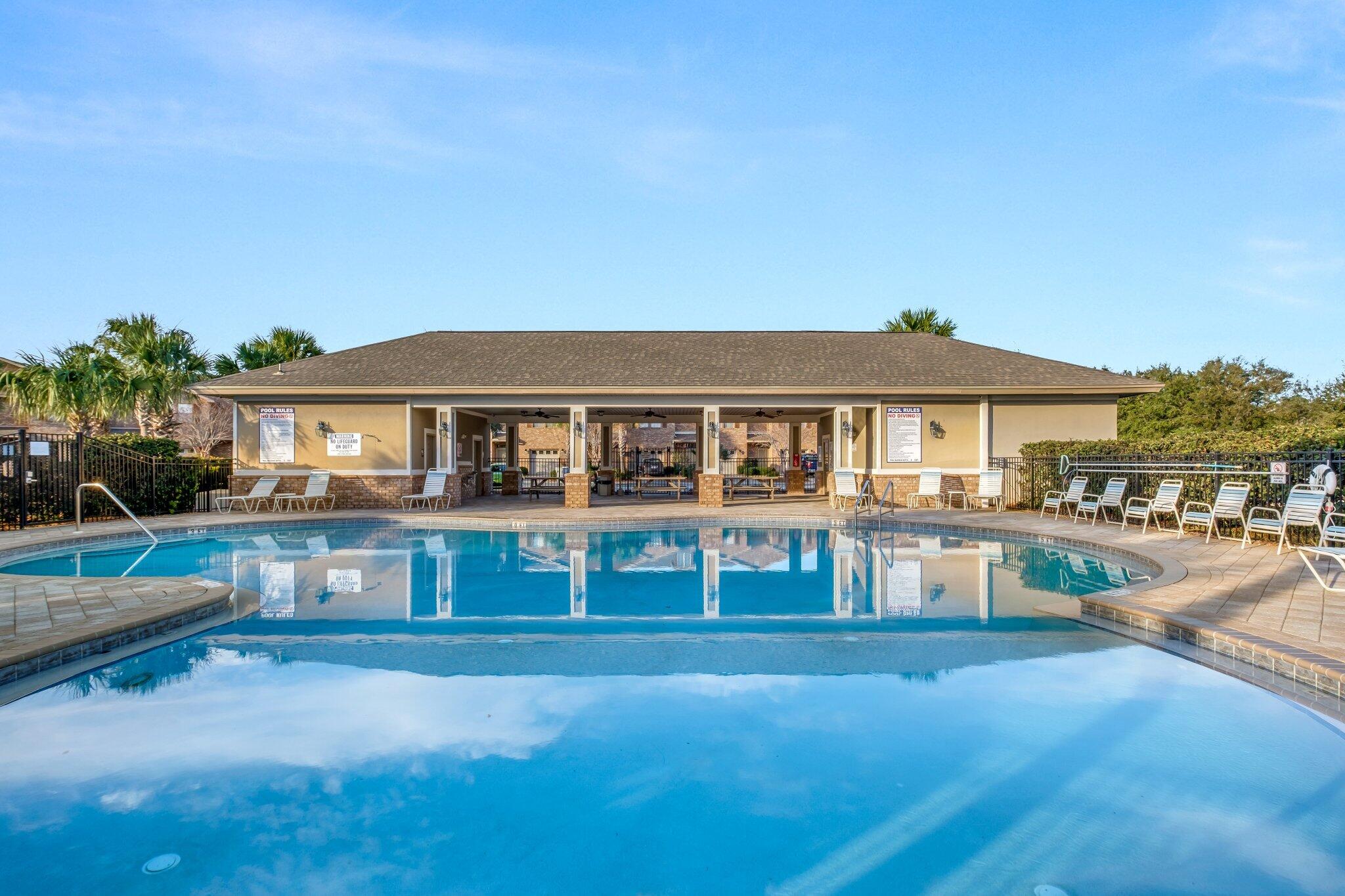 RESERVE POINTE - Residential