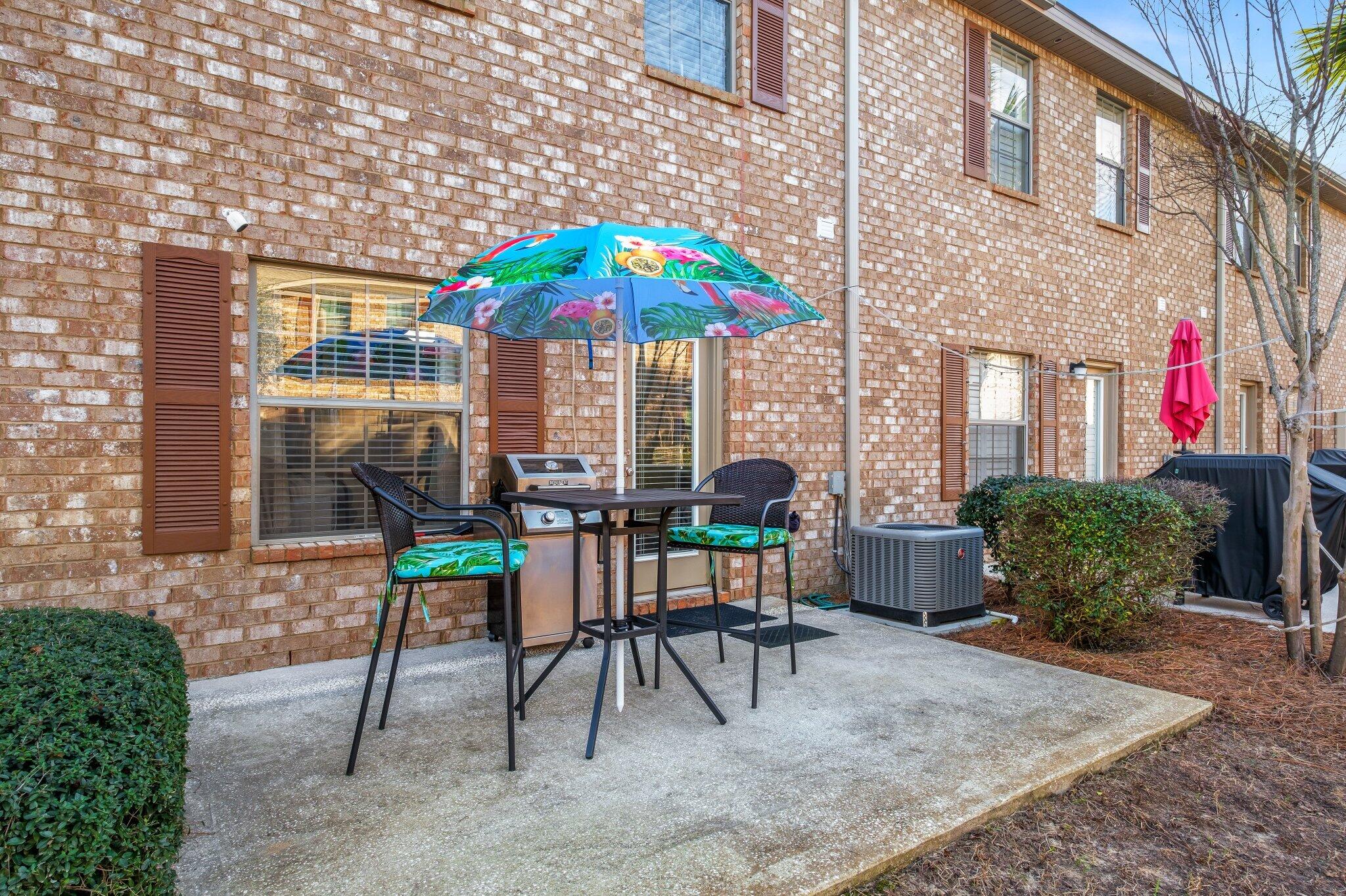 RESERVE POINTE - Residential