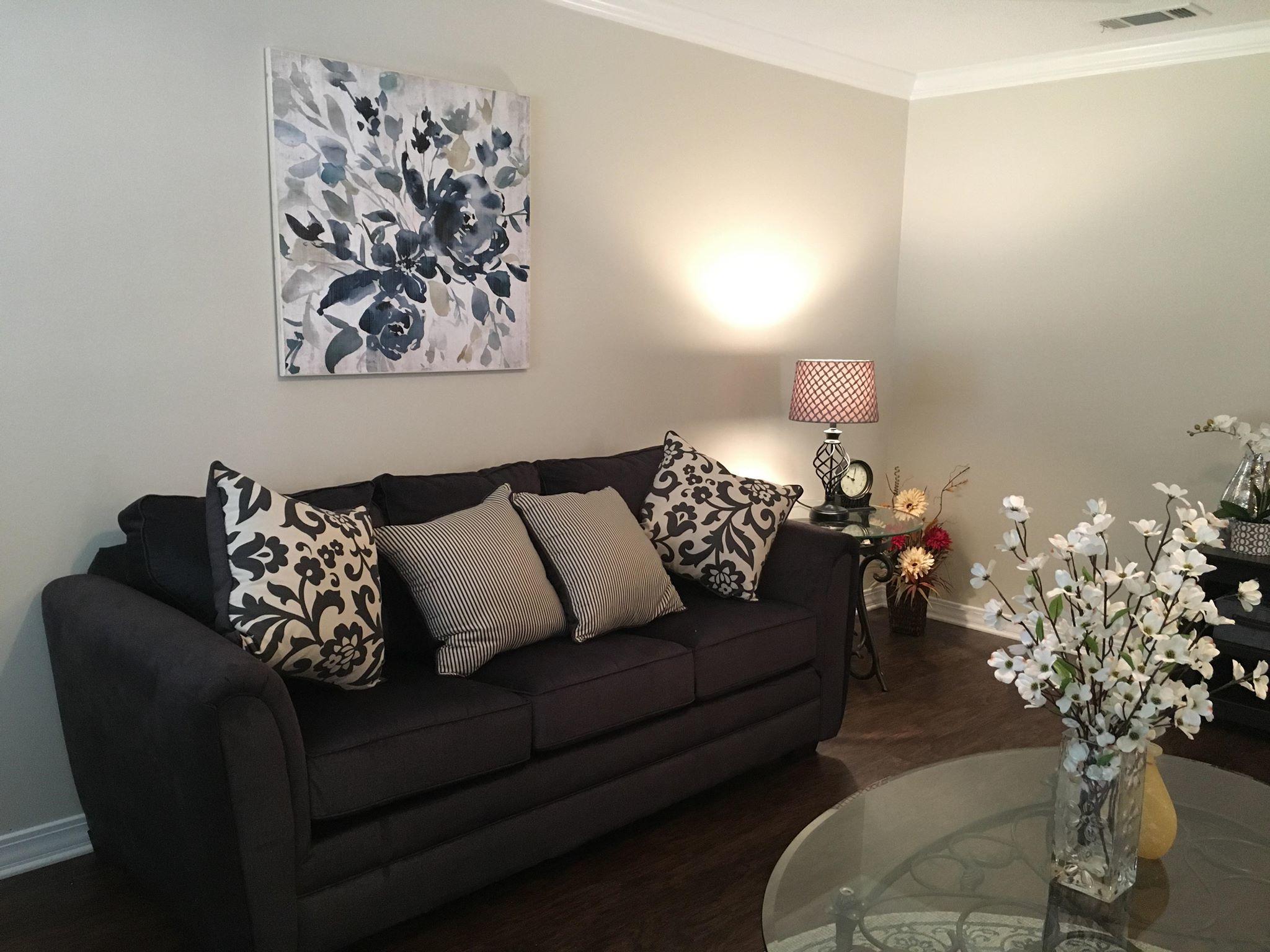 HOLLY GROVE SOUTH - Residential