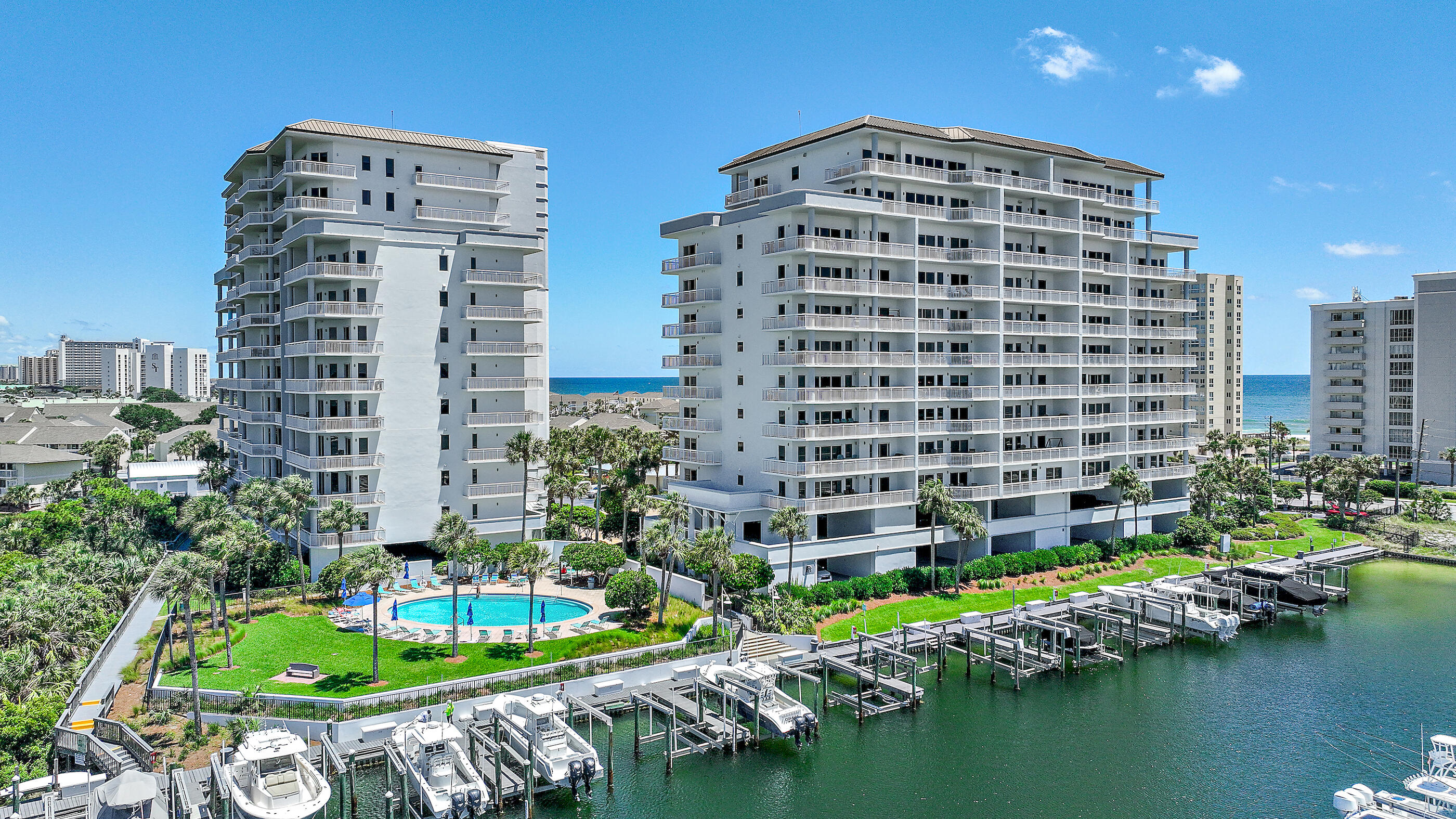 HARBOR LANDING - Residential