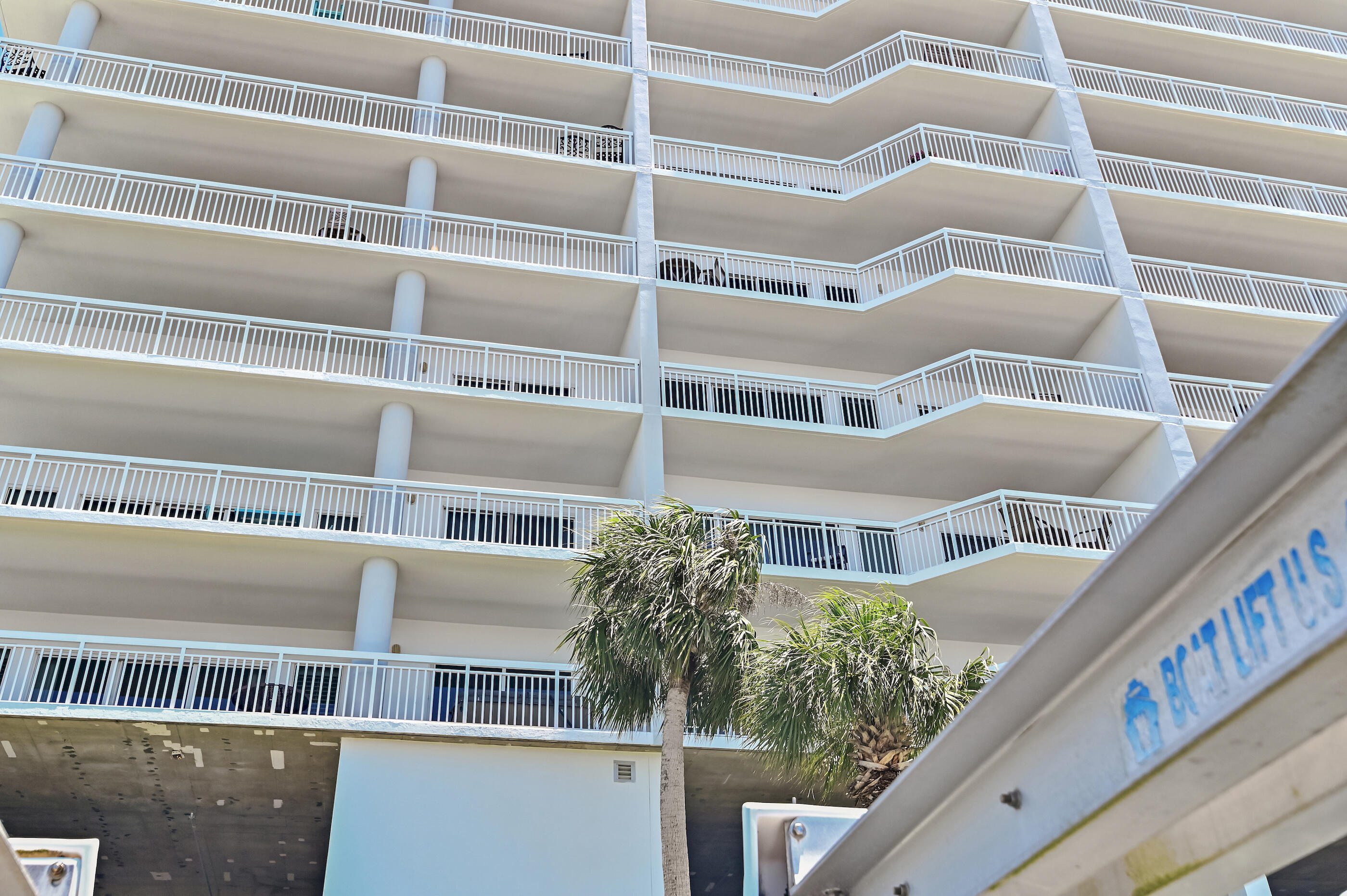 HARBOR LANDING - Residential