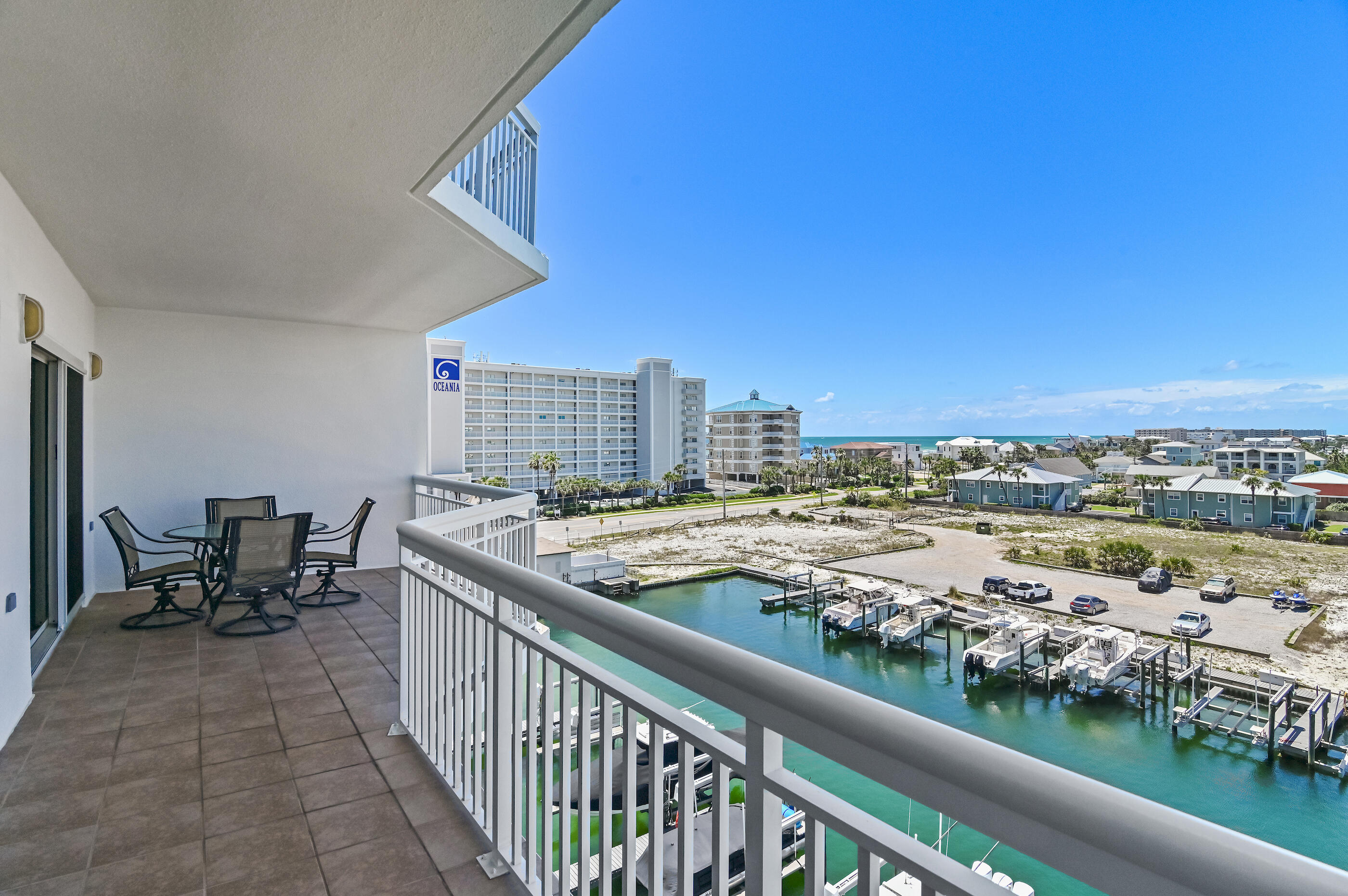 HARBOR LANDING - Residential
