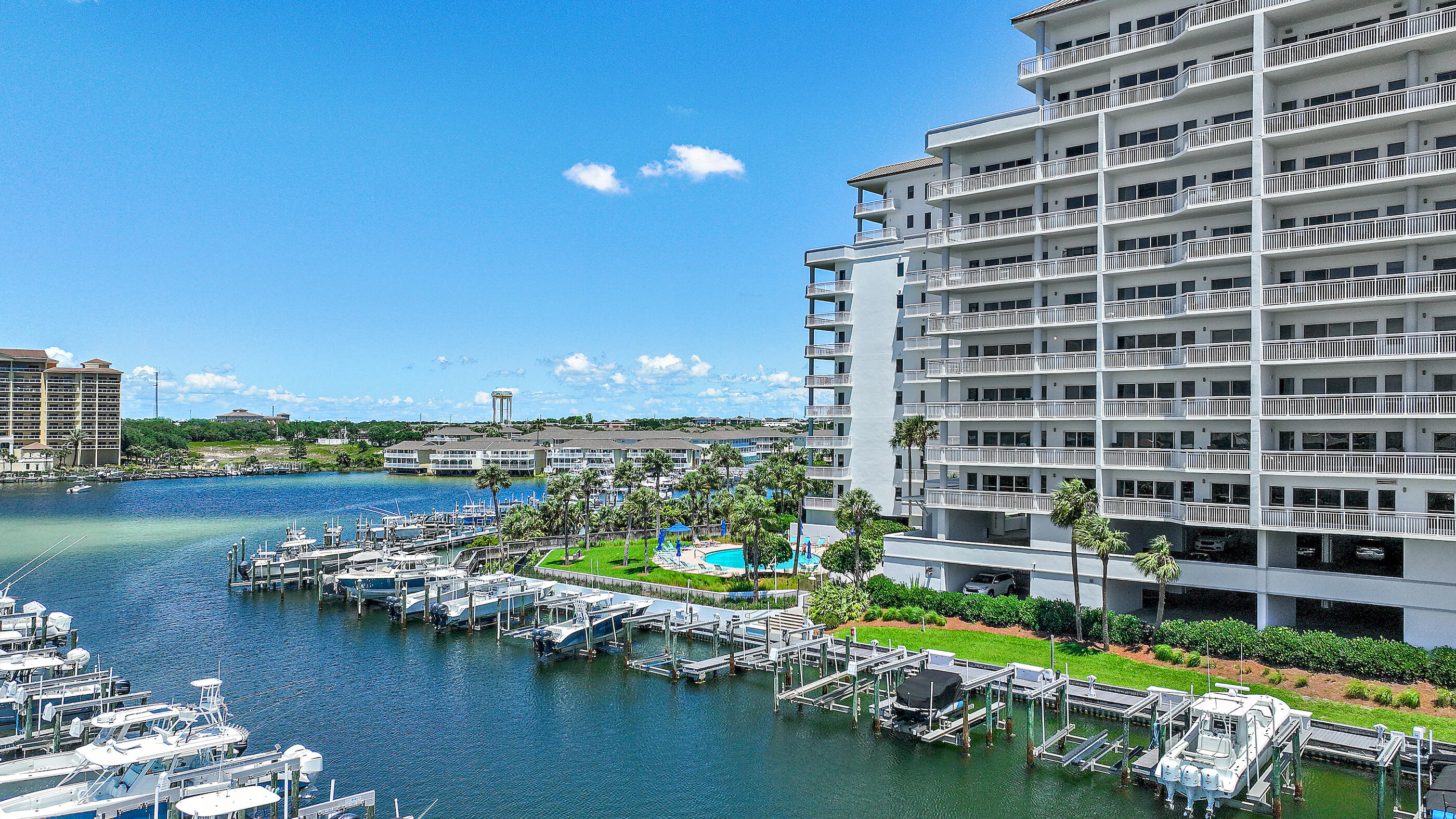 HARBOR LANDING - Residential