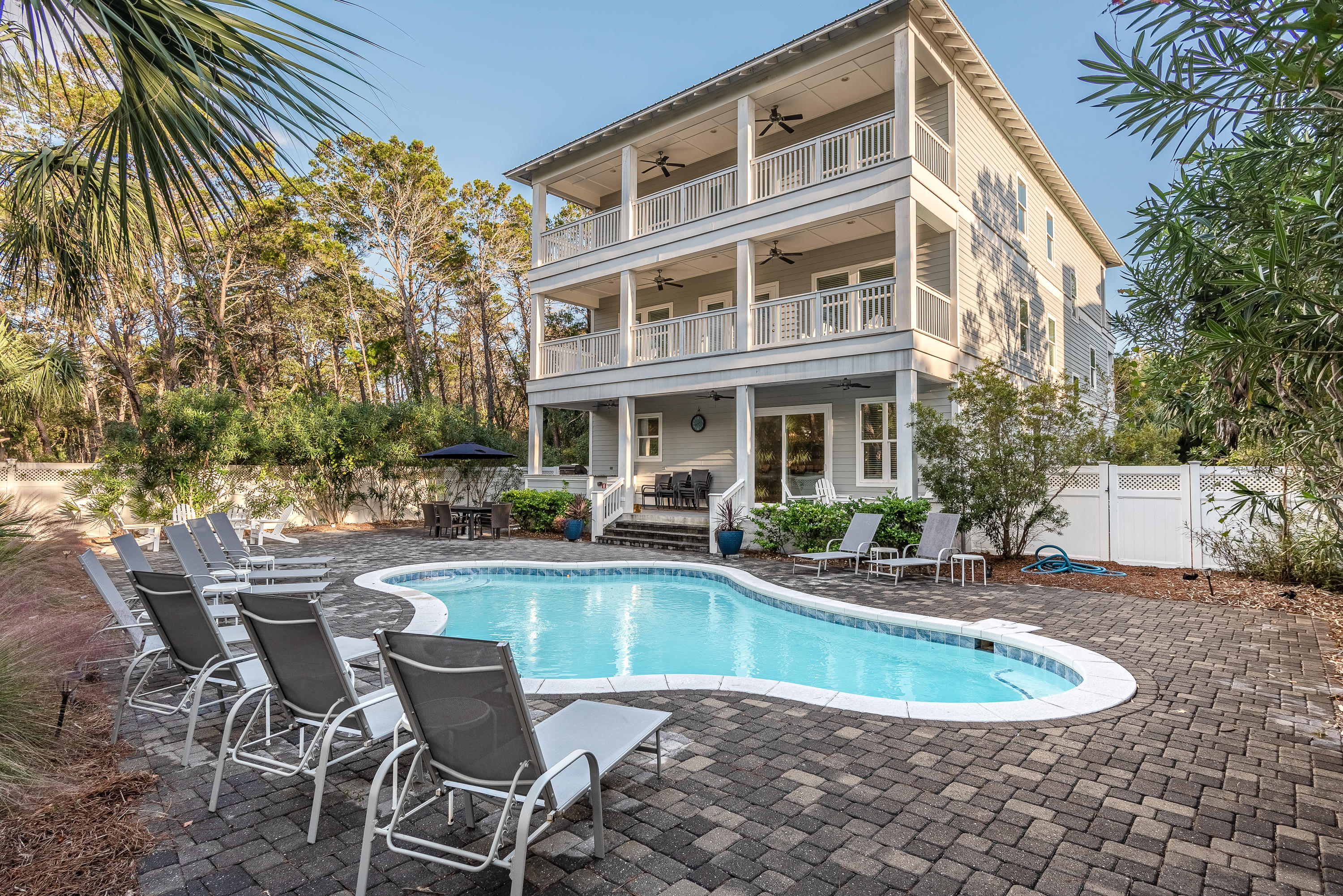 SEAGROVE 5TH ADDN - Residential