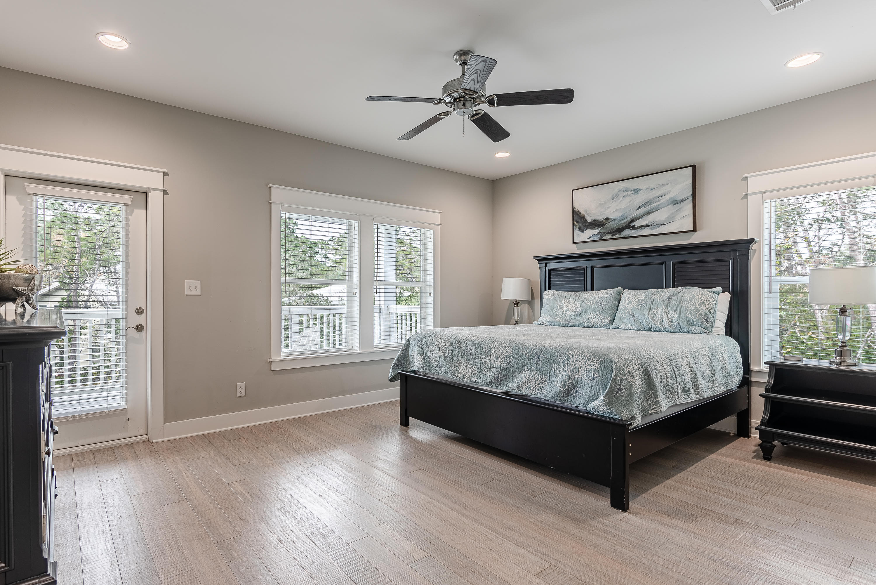 SEAGROVE 5TH ADDN - Residential
