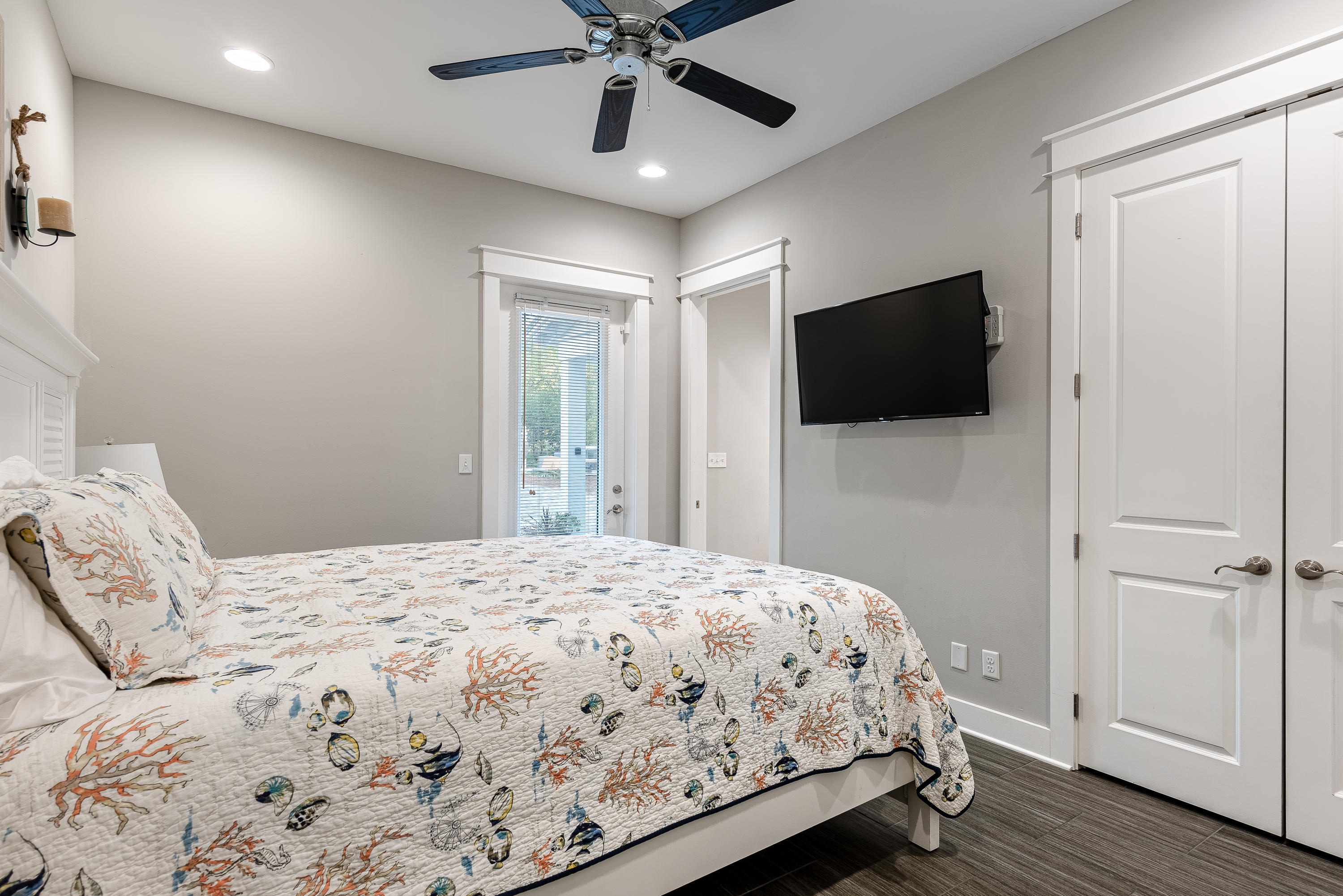 SEAGROVE 5TH ADDN - Residential