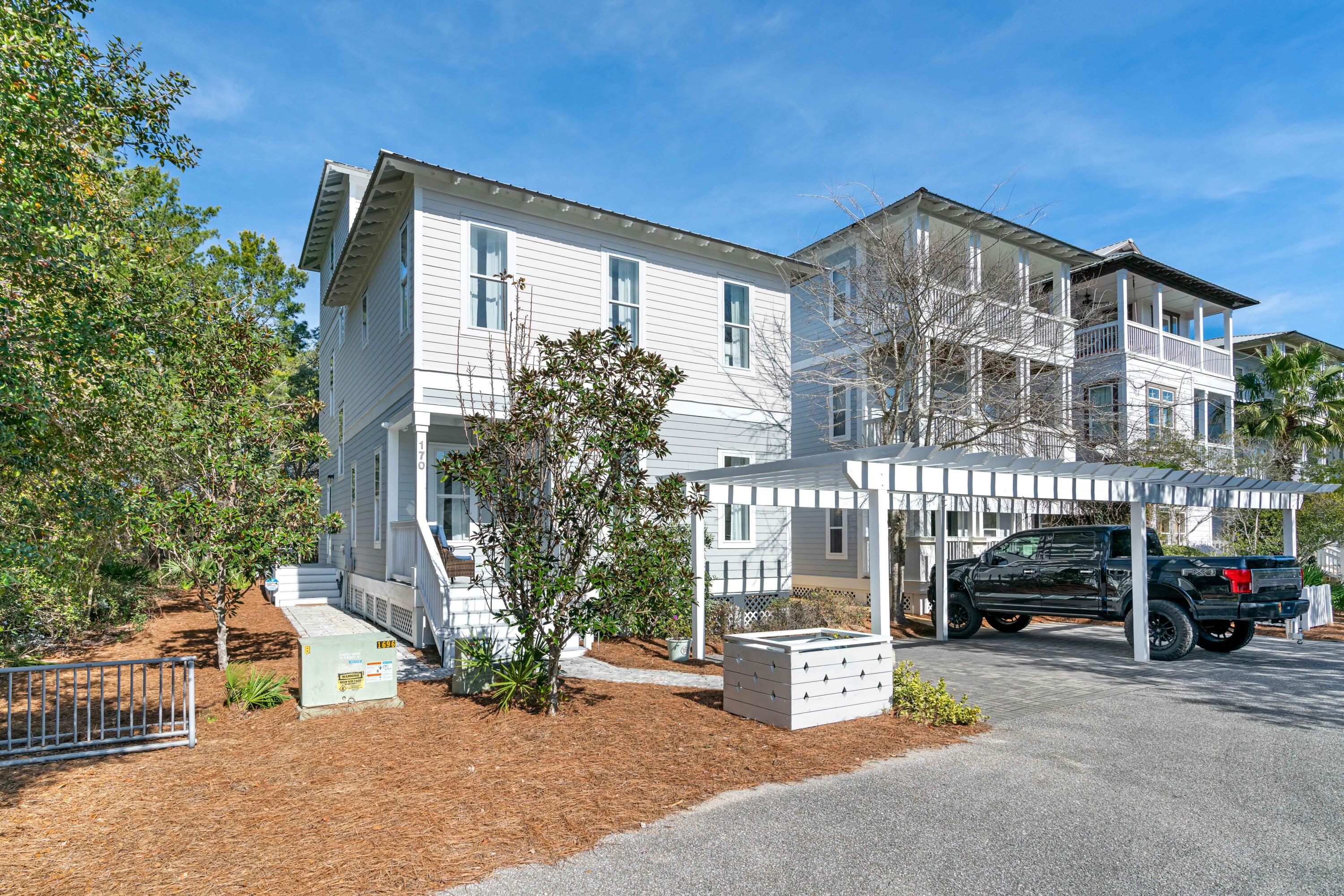 COTTAGES AT CAMP CREEK - Residential