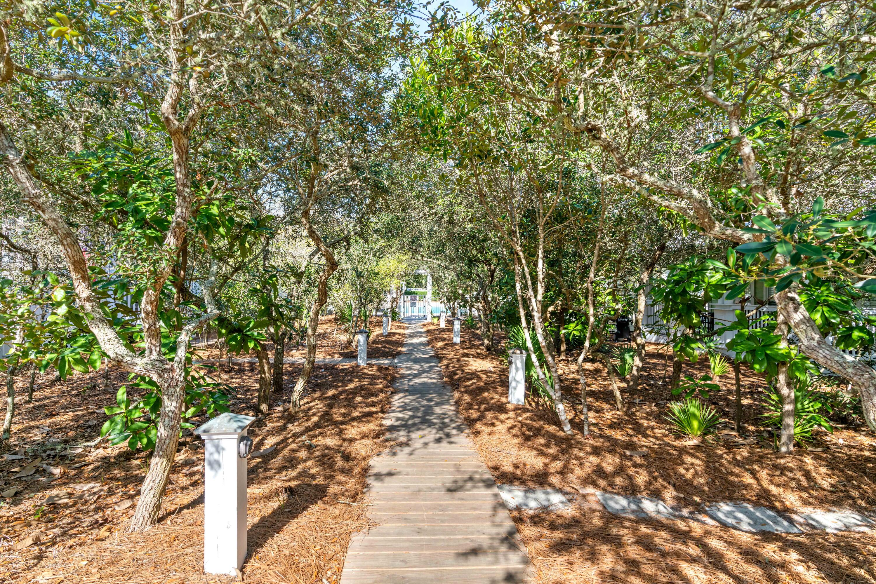 COTTAGES AT CAMP CREEK - Residential