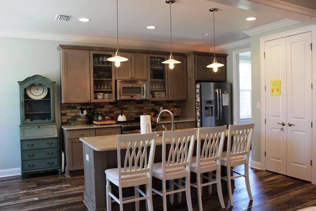 THE STABLES AT ROCKY BAYOU - Residential