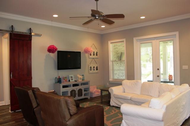 THE STABLES AT ROCKY BAYOU - Residential