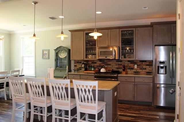 THE STABLES AT ROCKY BAYOU - Residential