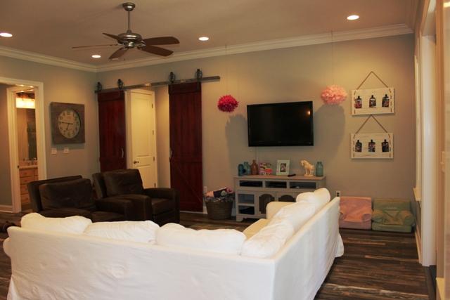 THE STABLES AT ROCKY BAYOU - Residential